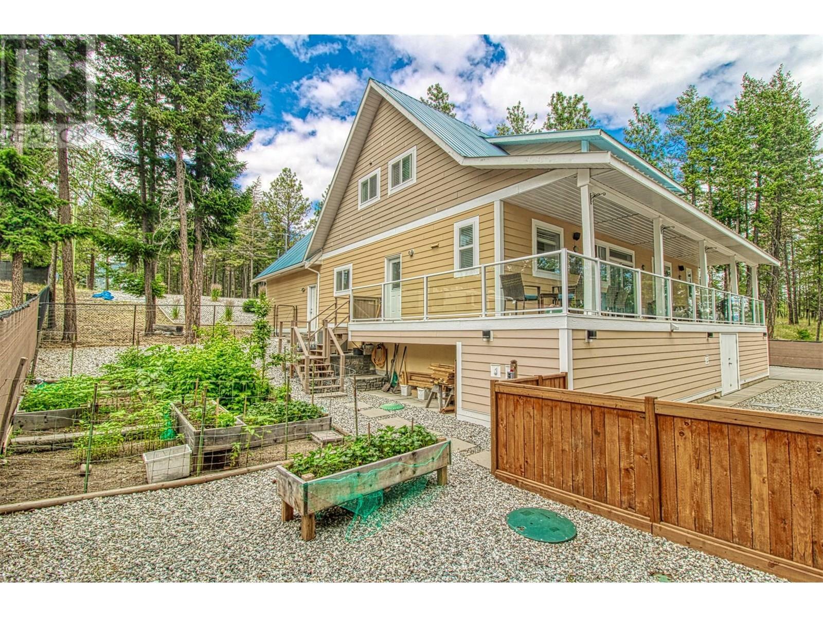 KELOWNA, British Columbia, V1Z 3W4, CA, 5 Bedrooms Bedrooms, ,3 BathroomsBathrooms,Residential,For Sale,1876914