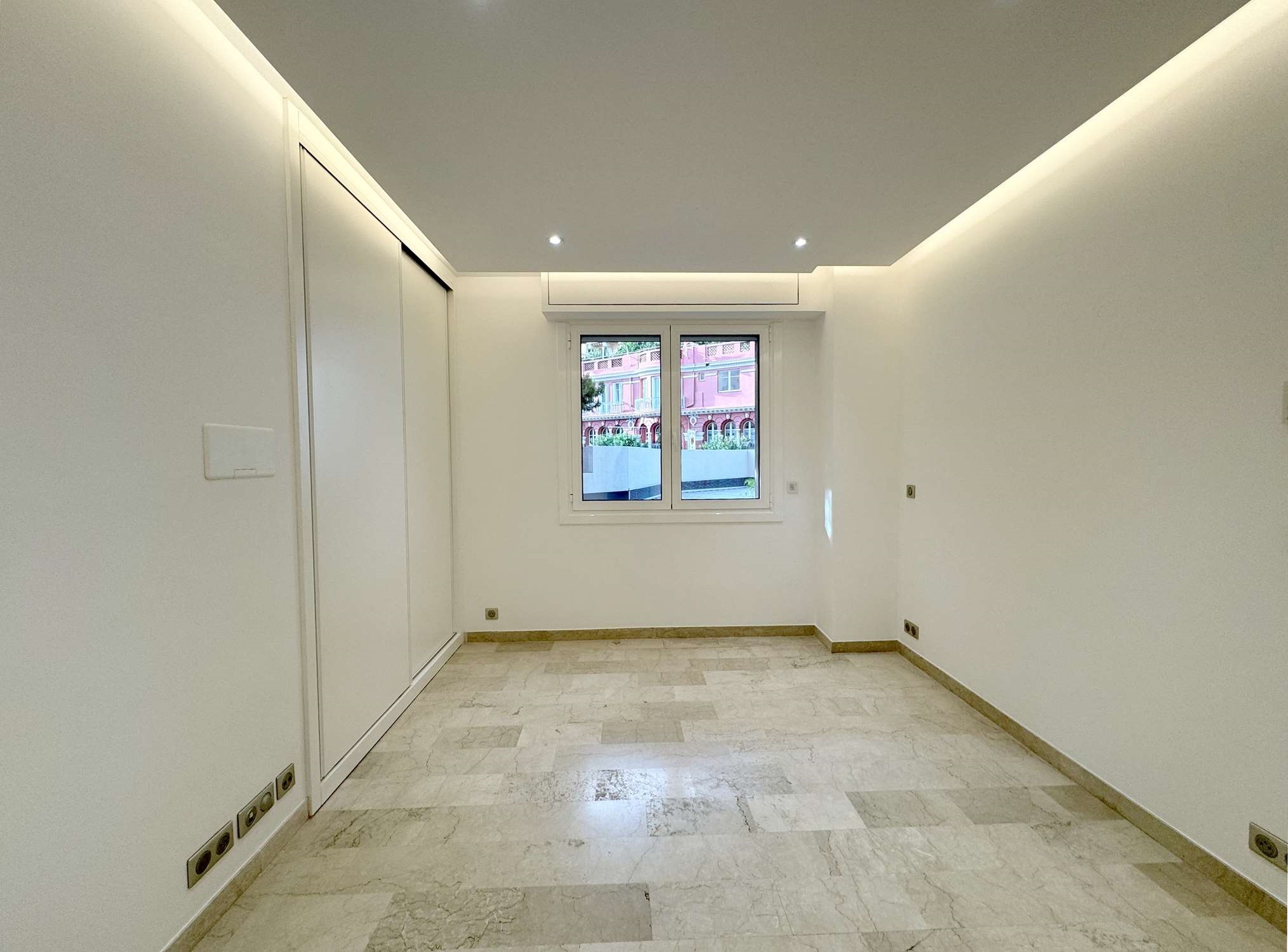  Les Caravelles, Charming 2-room flat for sale, mixt use - 物件實景