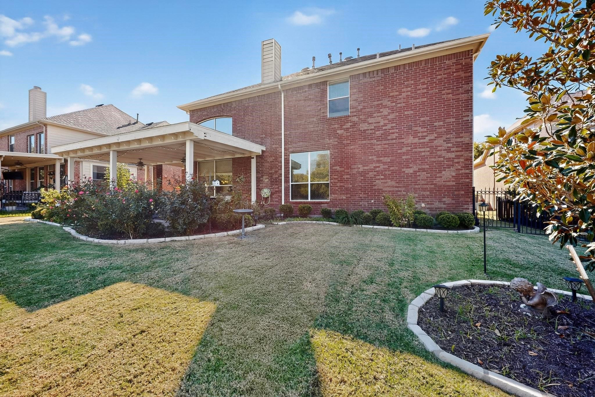 Frisco, Texas, 75034, United States, 5 Bedrooms Bedrooms, ,4 BathroomsBathrooms,Residential,For Sale,1986081