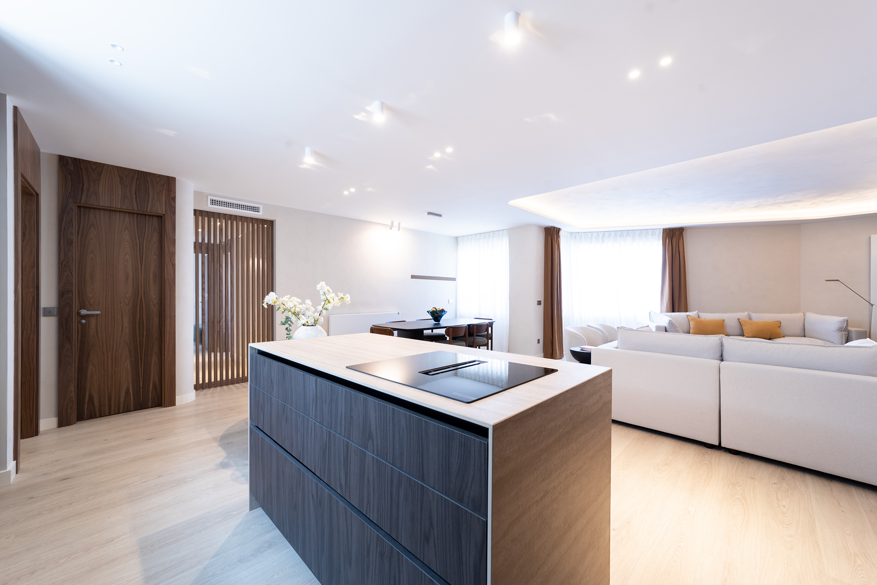  Luxury renovated penthouse in Goya, optional parking, Madrid - 物件實景