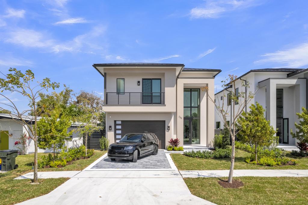 Delray Beach, Florida, 33444, United States, 4 Bedrooms Bedrooms, ,5 BathroomsBathrooms,Residential,For Sale,1974503