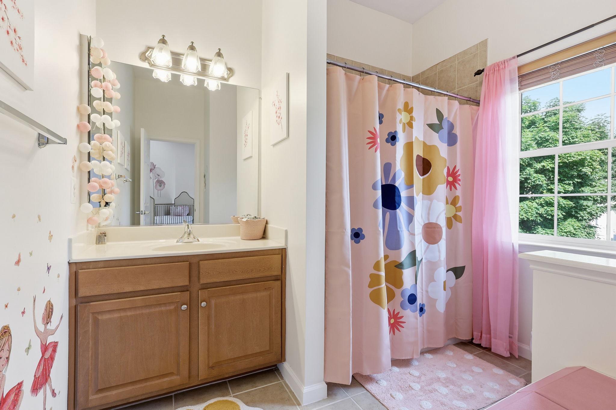  18805 Hundred Acre Lane, Triangle, VA, 22172 - 物件實景