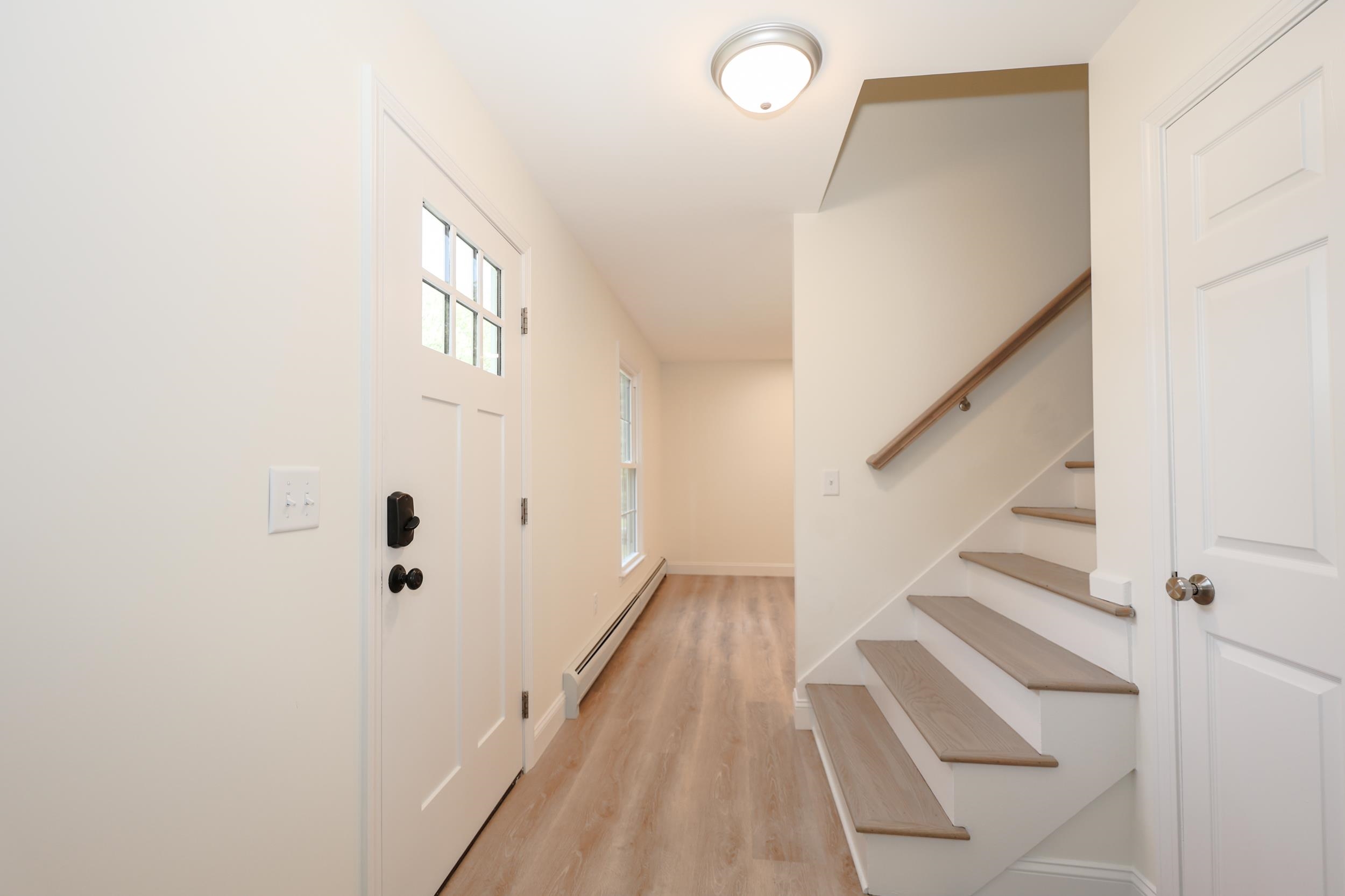 Wilton, New Hampshire, 03086, United States, 3 Bedrooms Bedrooms, ,2 BathroomsBathrooms,Residential,For Sale,1940505