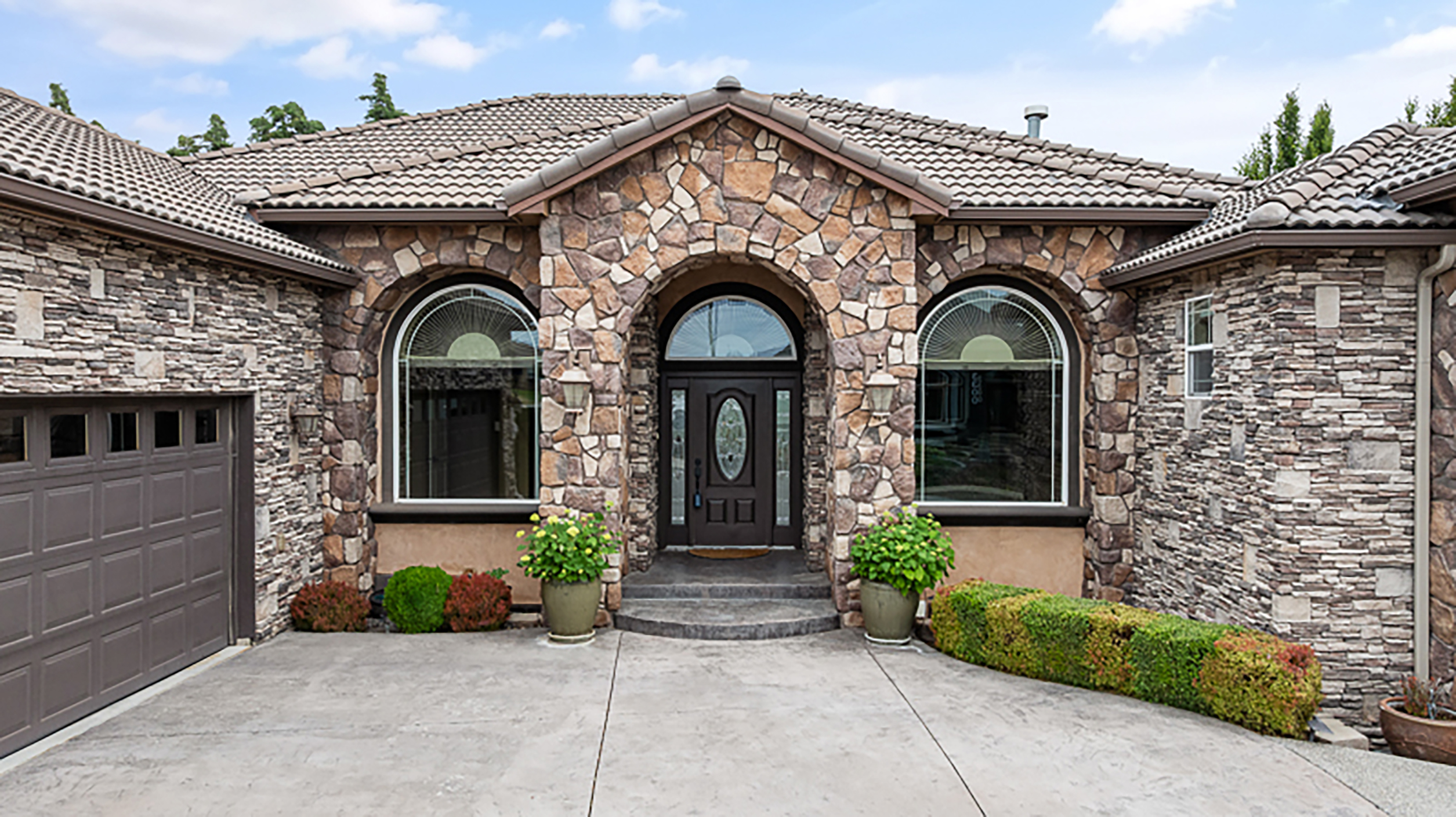  Canyon Lakes Highly Upgraded 1 Story Home - 物件實景
