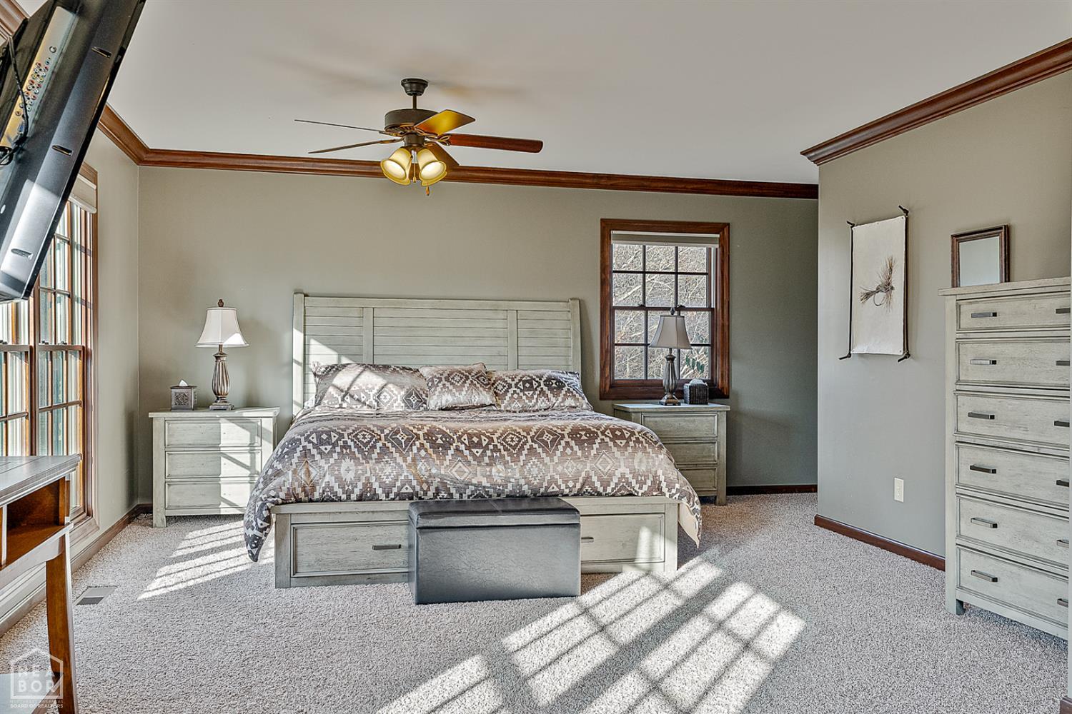 Mountain Home, Arkansas, 72653, United States, 5 Bedrooms Bedrooms, ,3 BathroomsBathrooms,Residential,For Sale,2002861