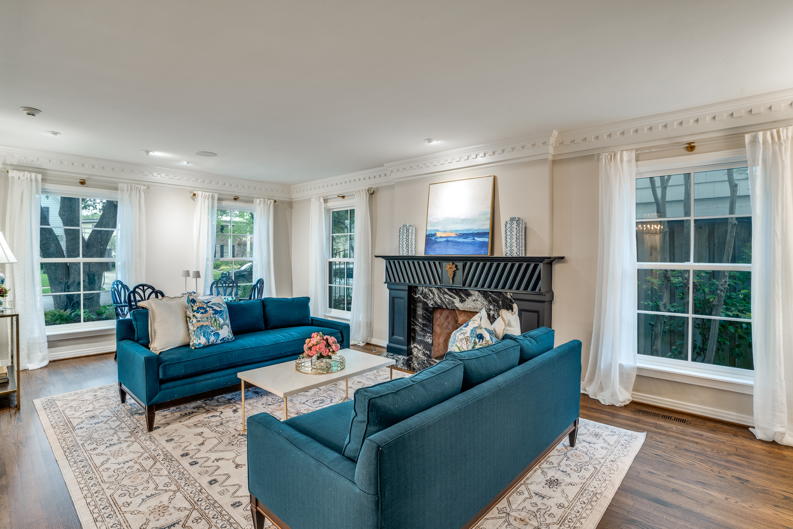  A Modern Tudor Masterpiece in Highland Park’s French Streets - 物件實景