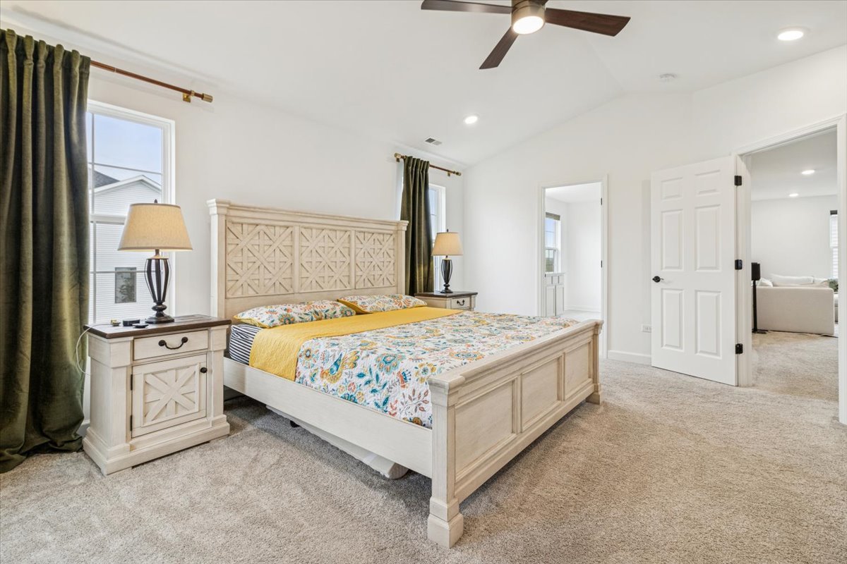 Plainfield, Illinois, 60544, United States, 3 Bedrooms Bedrooms, ,3 BathroomsBathrooms,Residential,For Sale,1967052