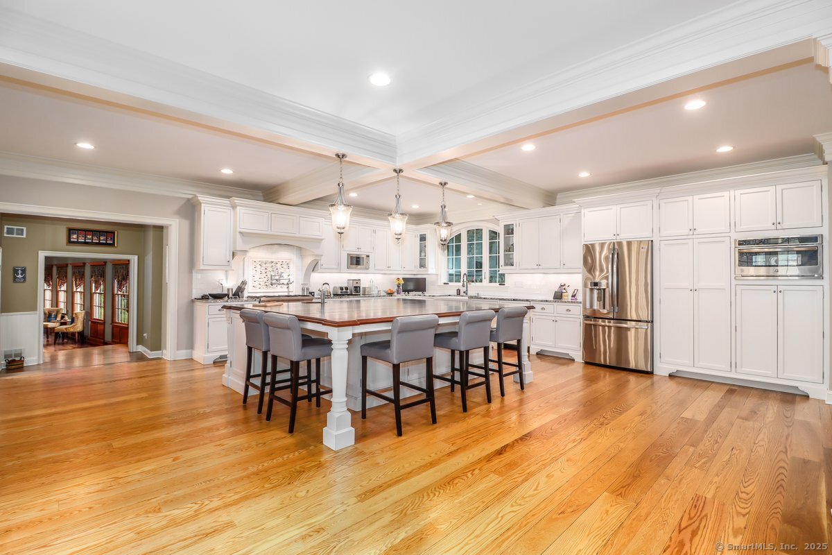 Bridgewater, Connecticut, 06752, United States, 4 Bedrooms Bedrooms, ,6 BathroomsBathrooms,Residential,For Sale,1850308