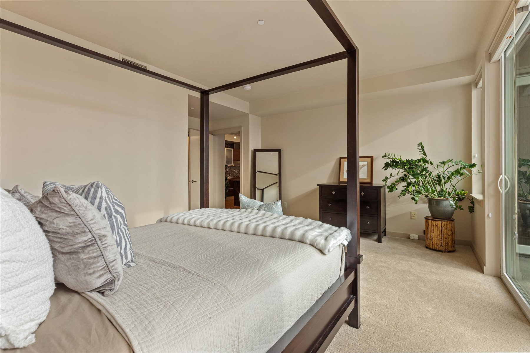  631 Market St Unit #401, Kirkland, WA 98033 - 物件實景