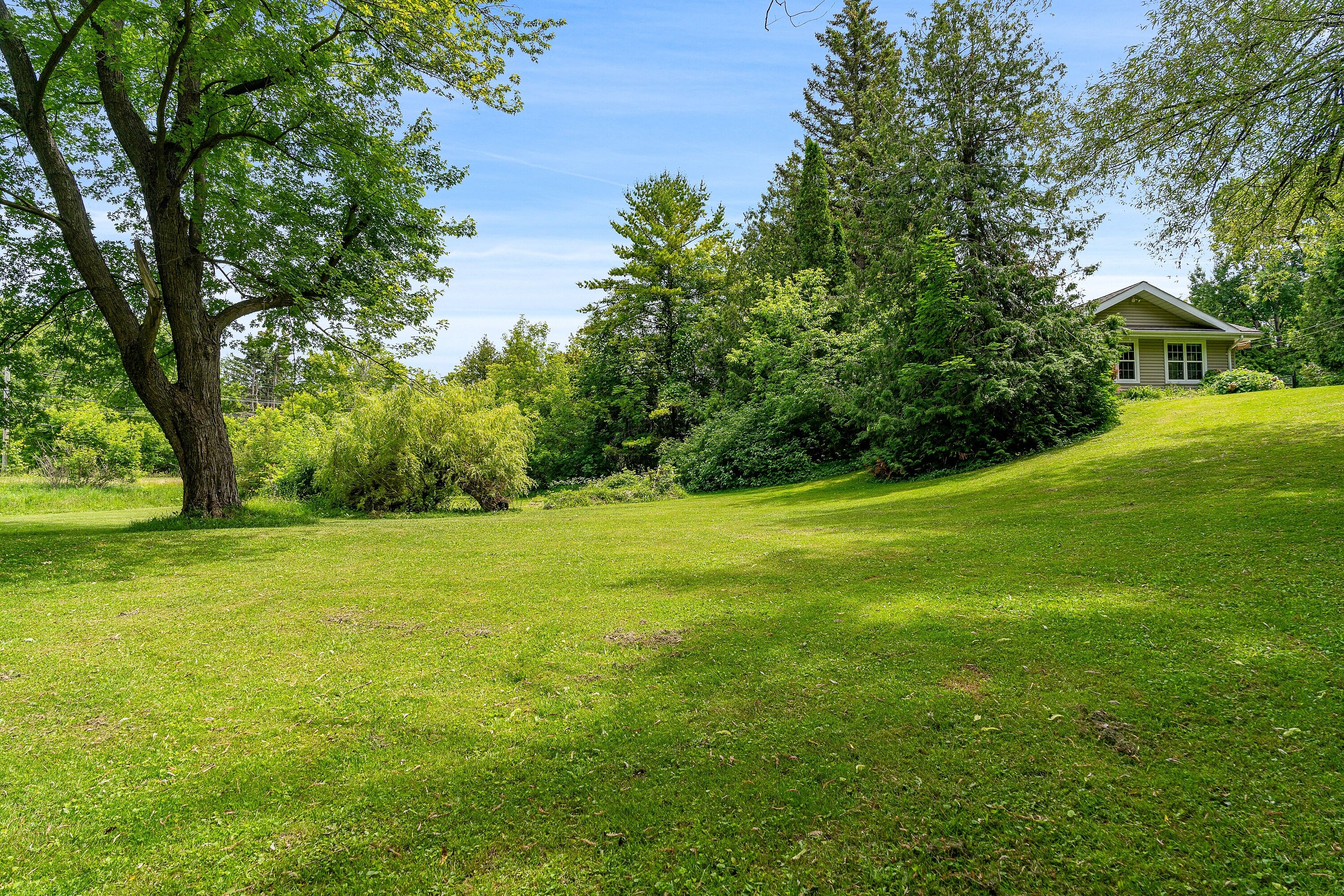  1.77-Acre Sanctuary - 物件實景