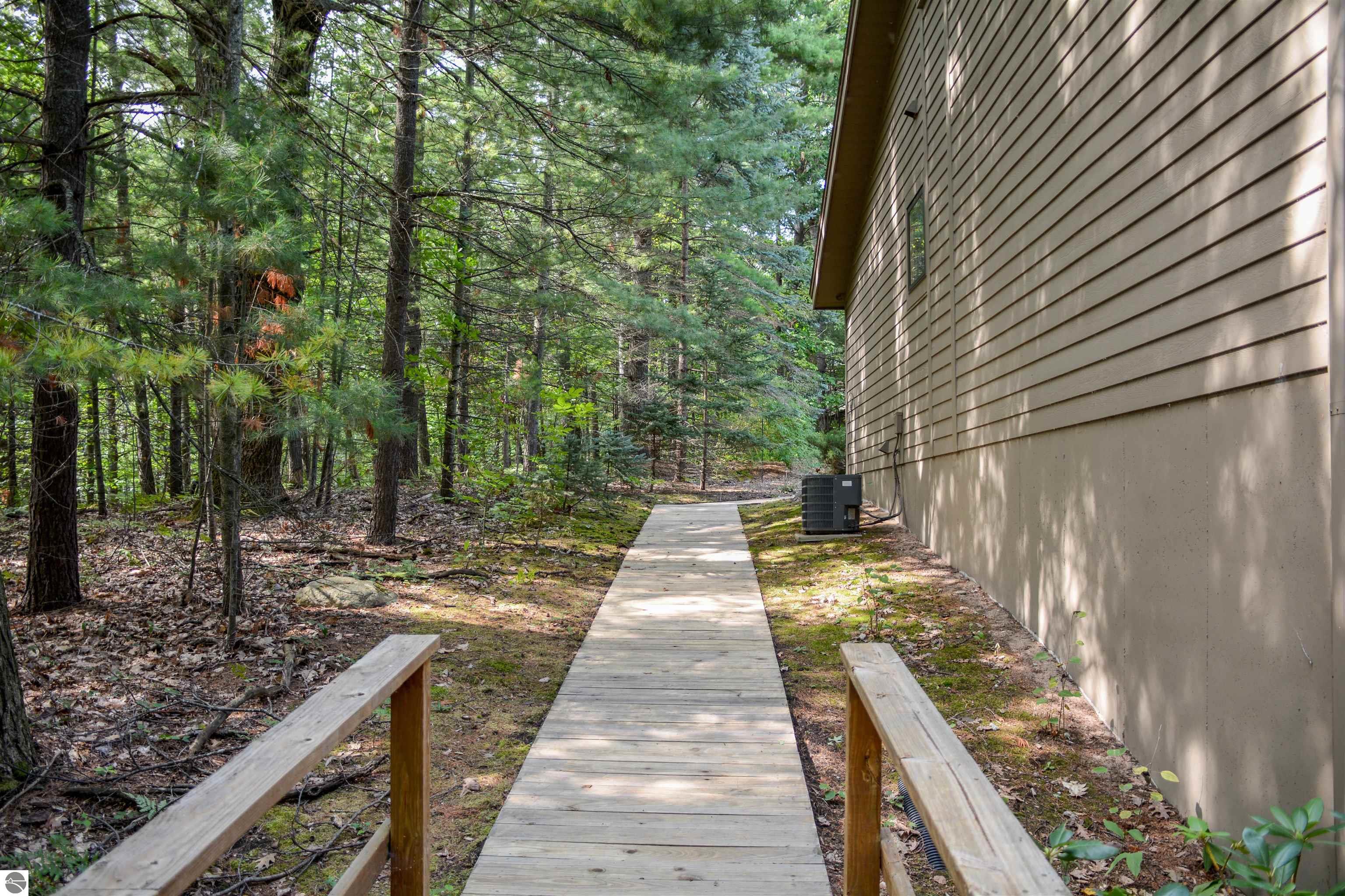 Traverse City, Michigan, 49686, United States, 3 Bedrooms Bedrooms, ,3 BathroomsBathrooms,Residential,For Sale,1942277