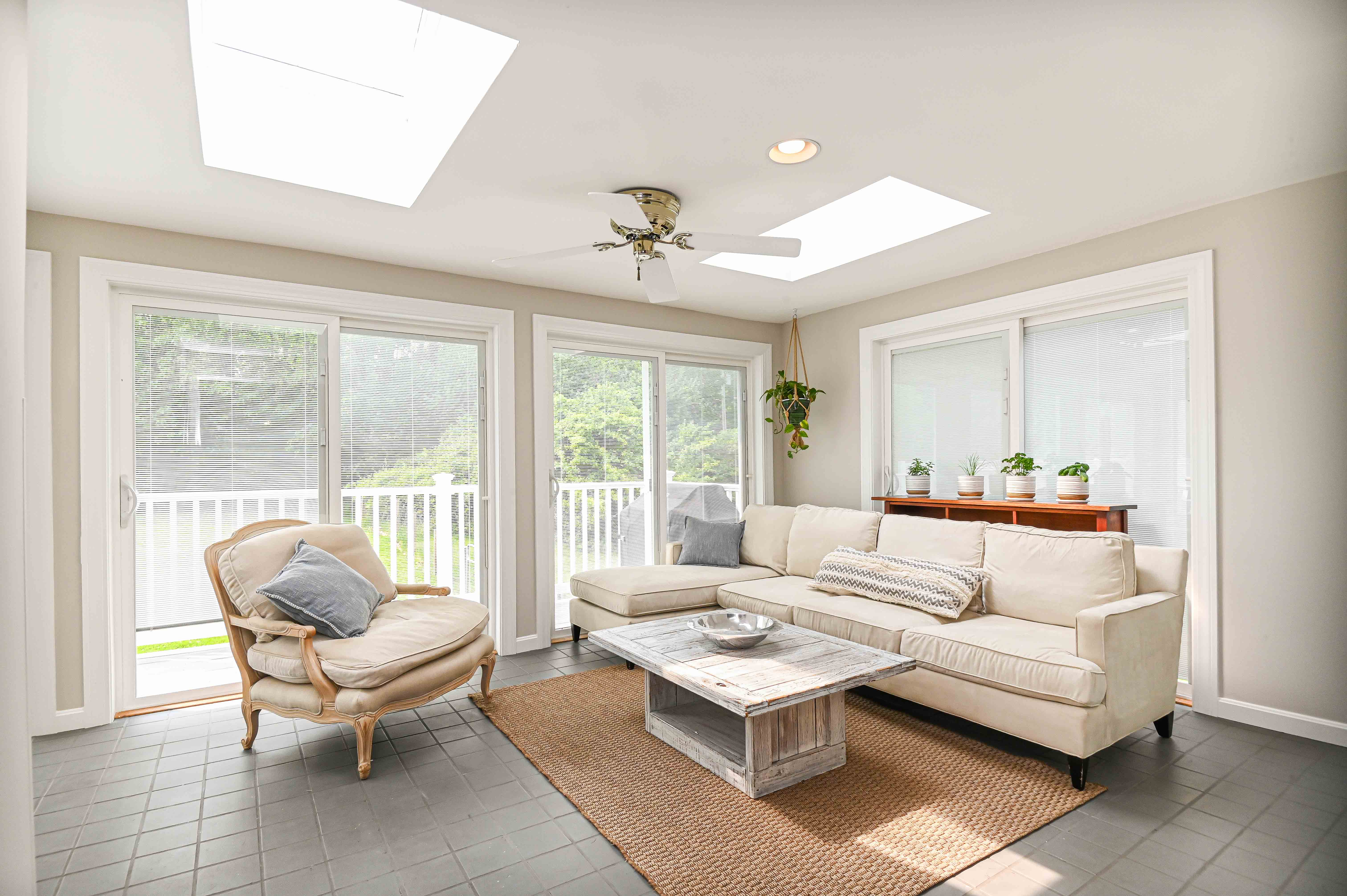 York, Maine, 03909, United States, 3 Bedrooms Bedrooms, ,3 BathroomsBathrooms,Residential,For Sale,1856750