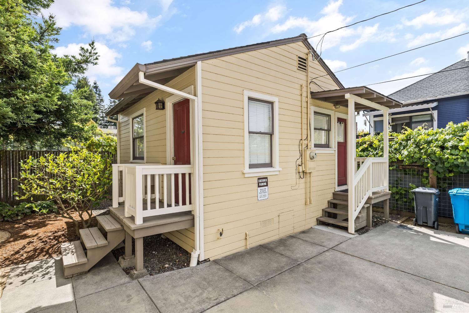 Petaluma, California, 94952, United States, 2 Bedrooms Bedrooms, ,1 BathroomBathrooms,Residential,For Sale,1921349