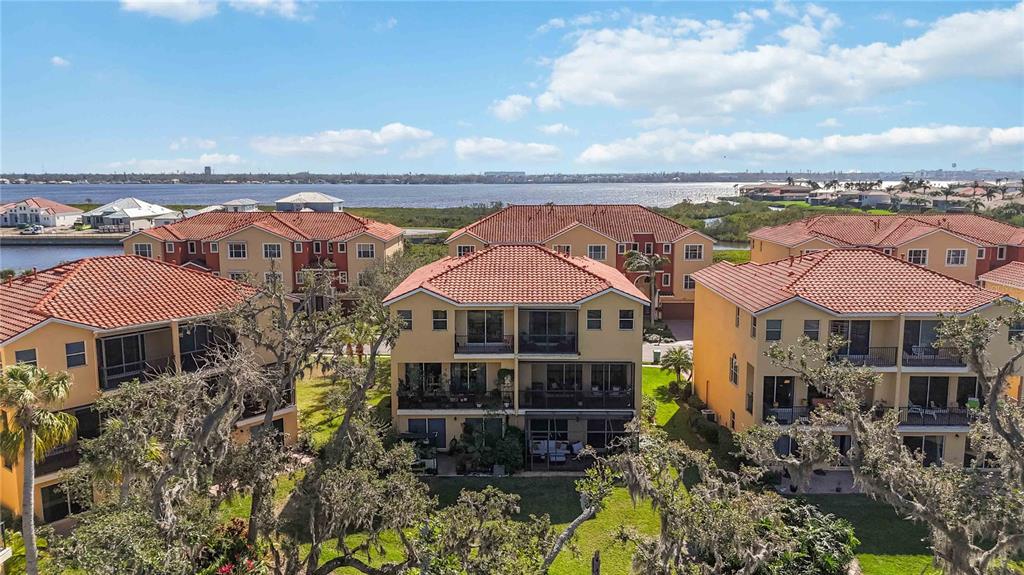 Palmetto, Florida, 34221, United States, 4 Bedrooms Bedrooms, ,4 BathroomsBathrooms,Residential,For Sale,1901501