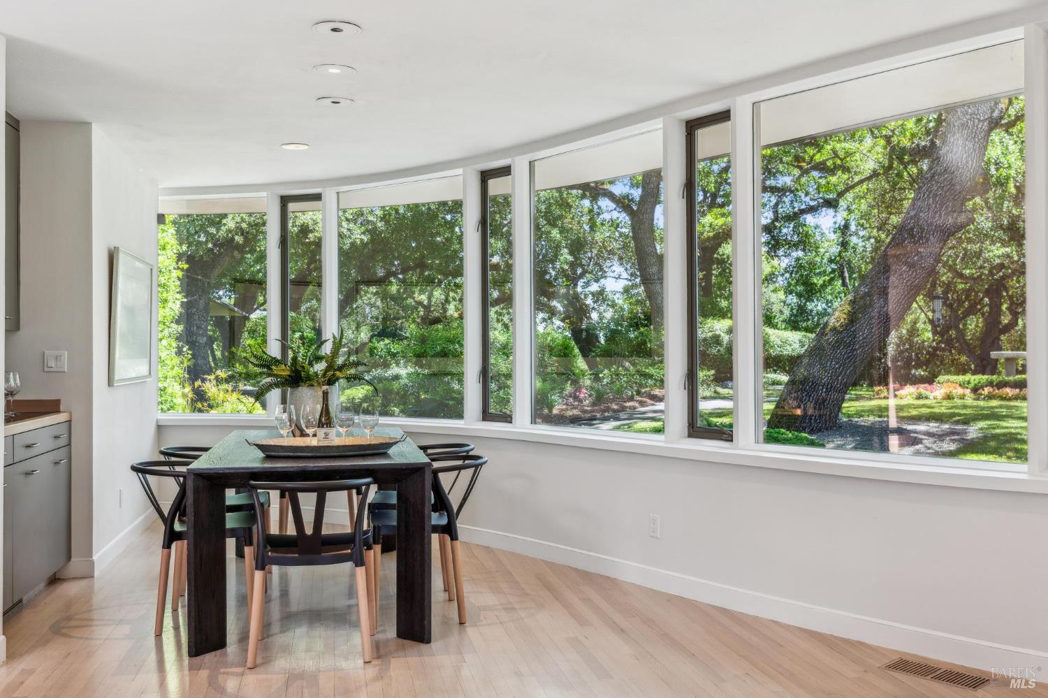 Napa, California, 94558, United States, 6 Bedrooms Bedrooms, ,8 BathroomsBathrooms,Residential,For Sale,1838690