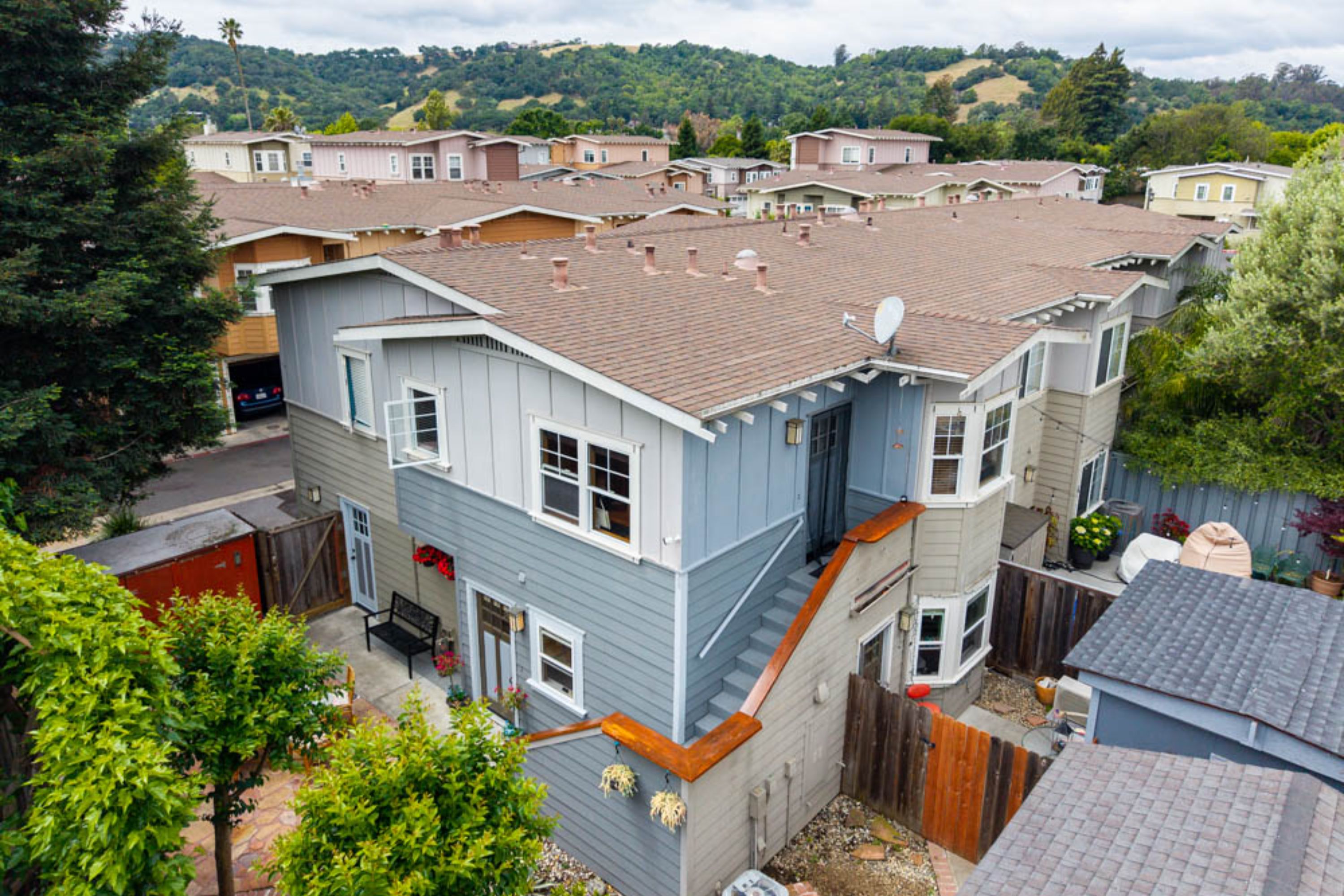  Rare Opportunity in Valley Oak Villas - 物件實景