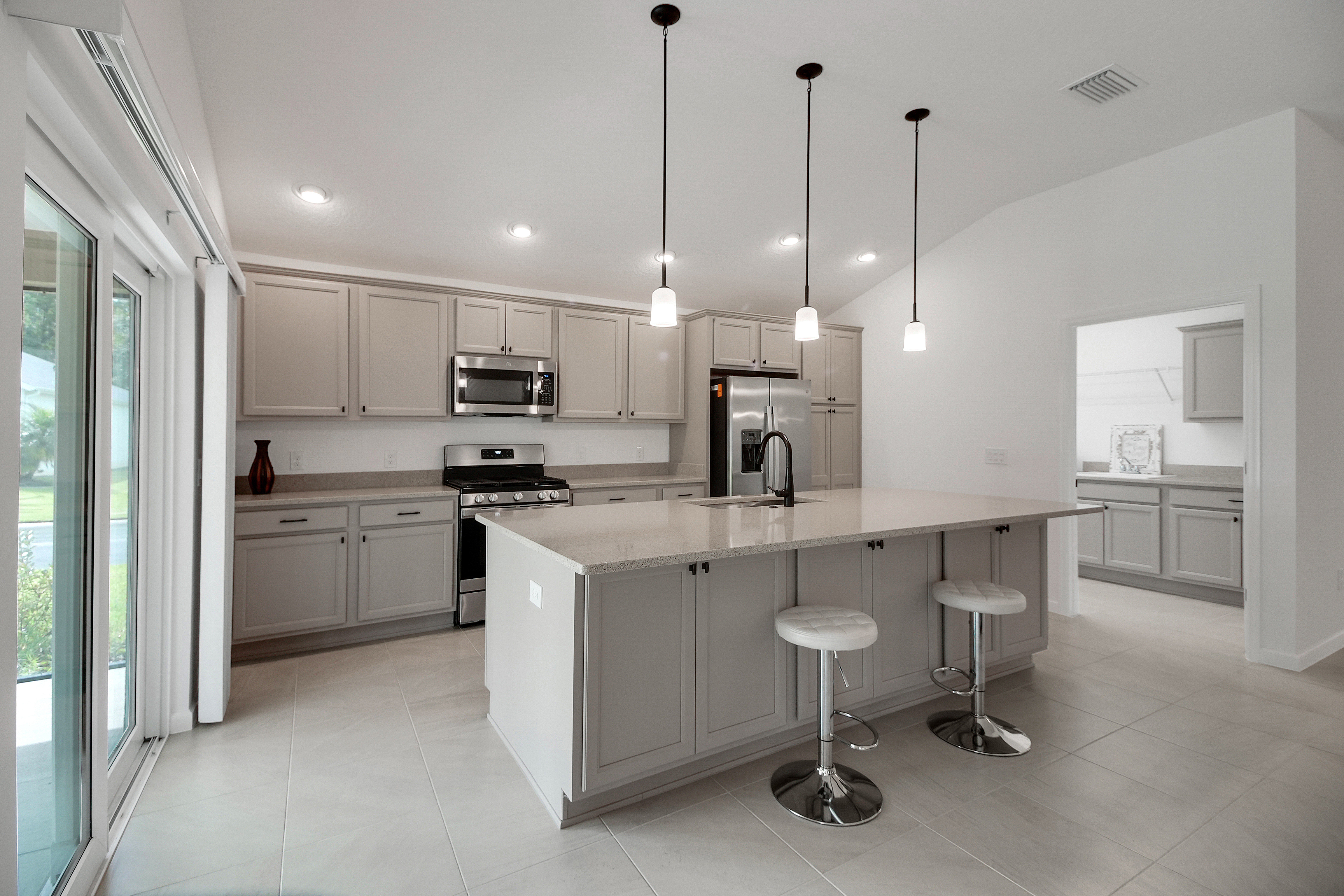 The Villages, Florida, 34762, United States, 3 Bedrooms Bedrooms, ,3 BathroomsBathrooms,Residential,For Sale,1888695