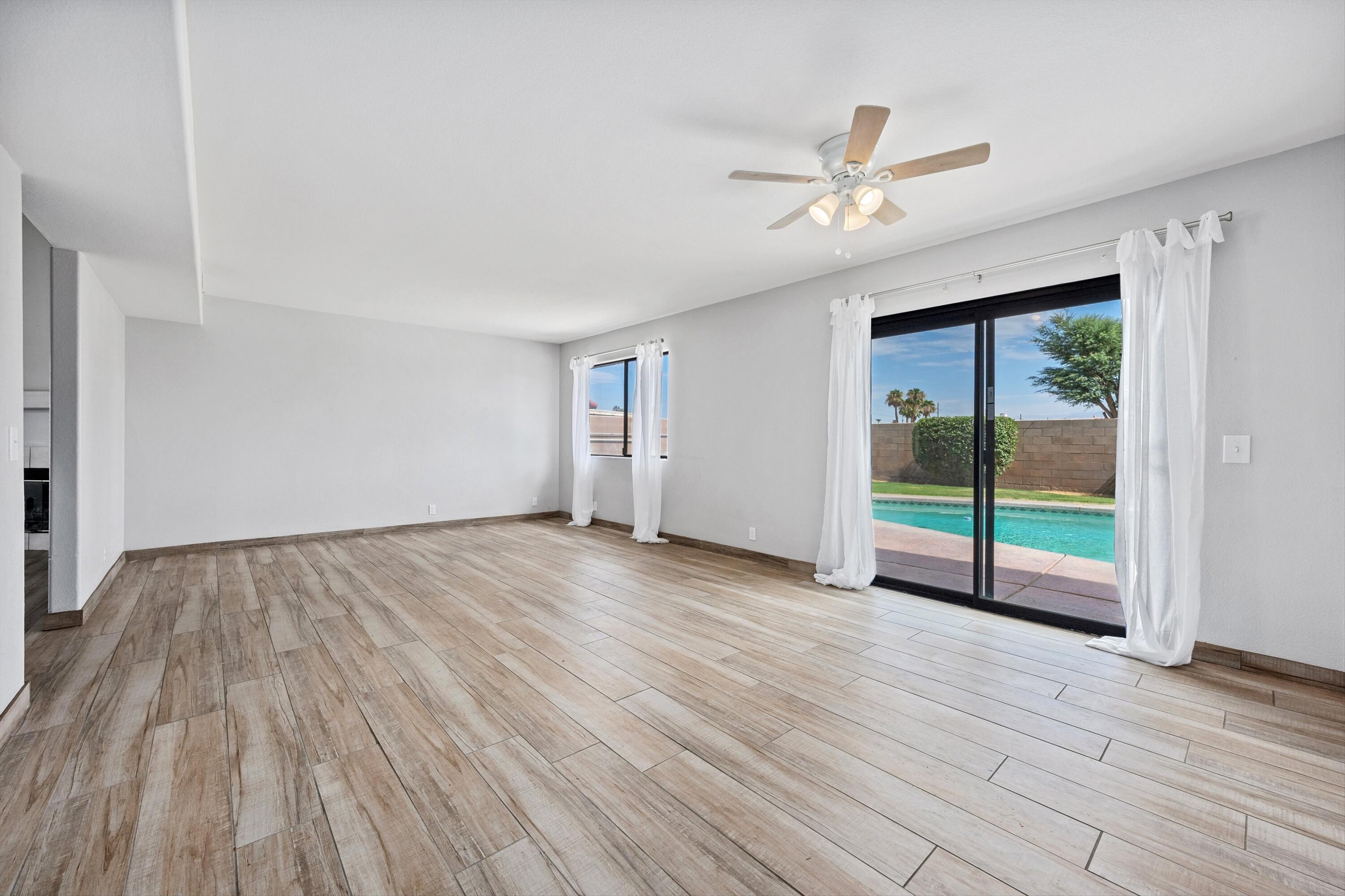 Indio, California, 92201, United States, 3 Bedrooms Bedrooms, ,2 BathroomsBathrooms,Residential,For Sale,1891507