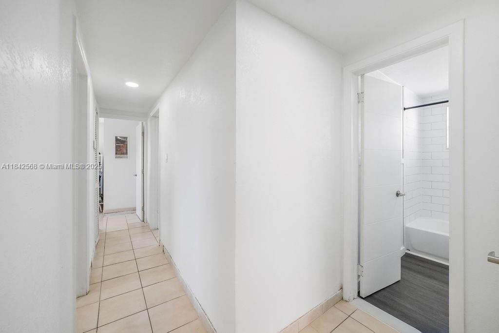 Miami, Florida, 33155, United States, 4 Bedrooms Bedrooms, ,3 BathroomsBathrooms,Residential,For Sale,1897707