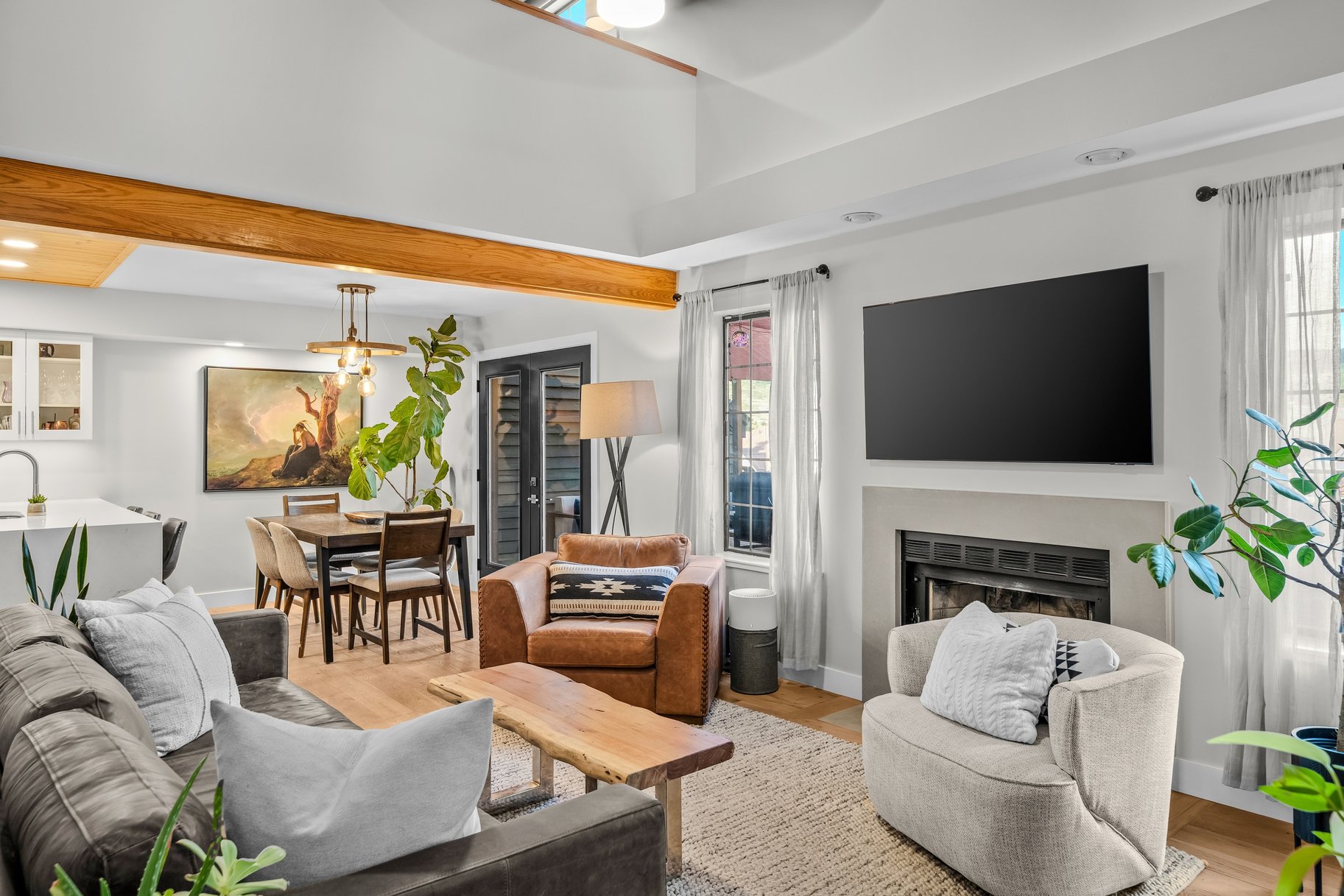  Recently Remodeled in Peaceful Elk Run - 物件實景