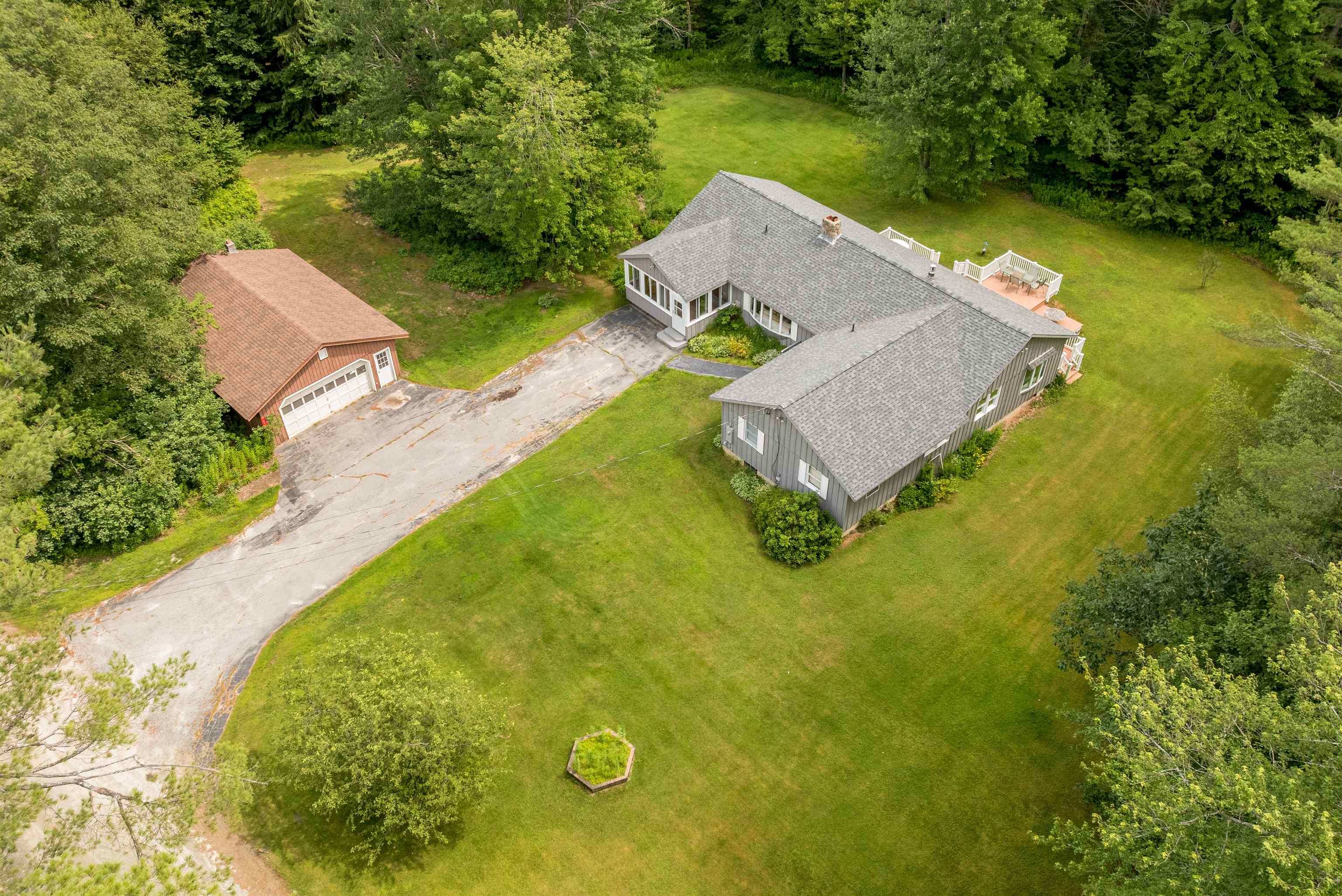 Newport, New Hampshire, 03773, United States, 4 Bedrooms Bedrooms, ,1 BathroomBathrooms,Residential,For Sale,1892643