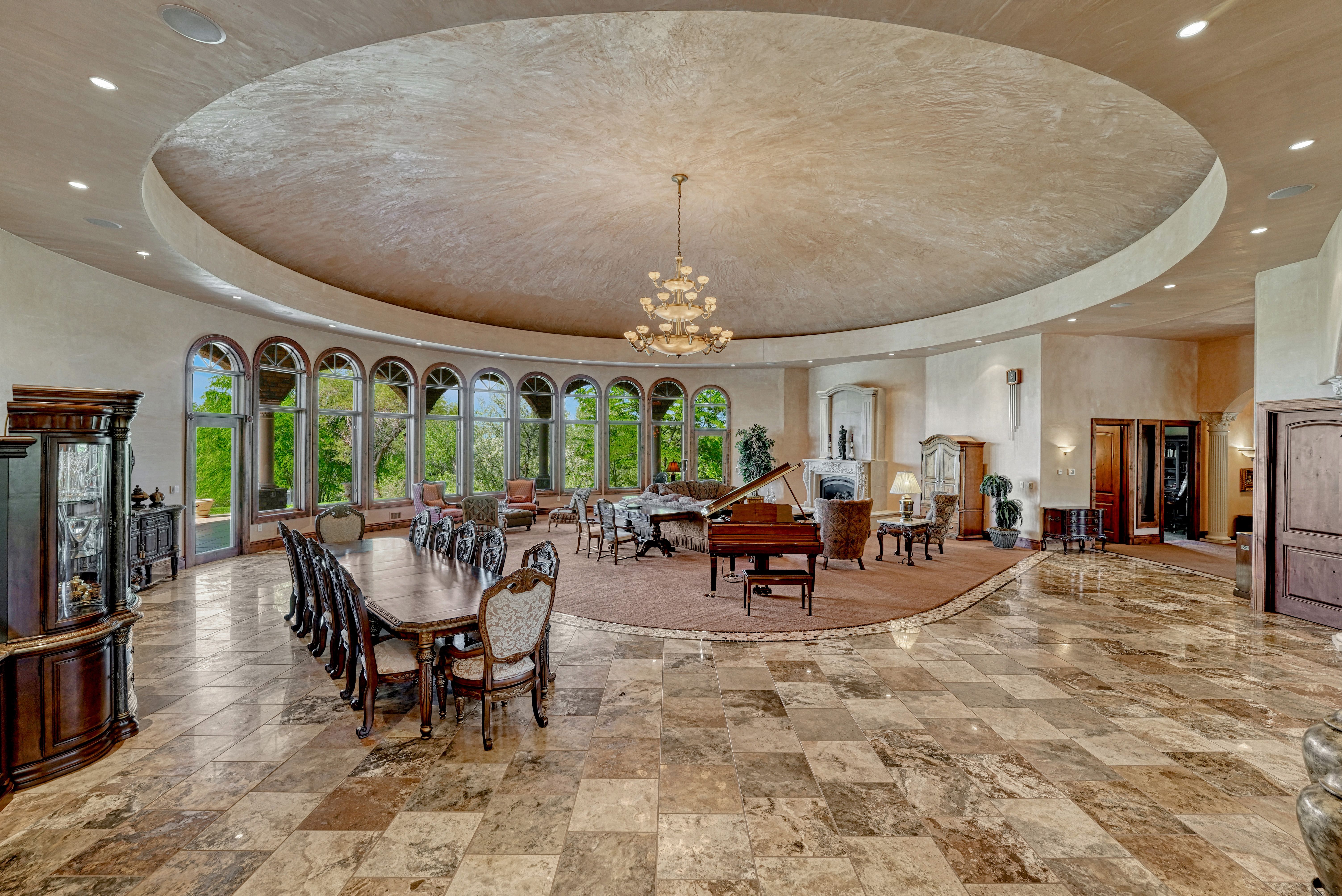  Extraordinary Estate on Pueblo