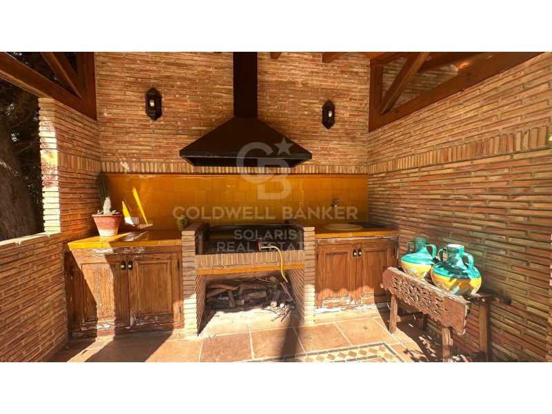 Alicante, J?vea / X?bia, Monta?ar-El Arenal, Cala, Jávea / Xàbia, Comunidad Valenciana, ES, 6 Bedrooms Bedrooms, ,6 BathroomsBathrooms,Residential,For Sale,Alicante, J?vea / X?bia, Monta?ar-El Arenal, Cala ,1449121