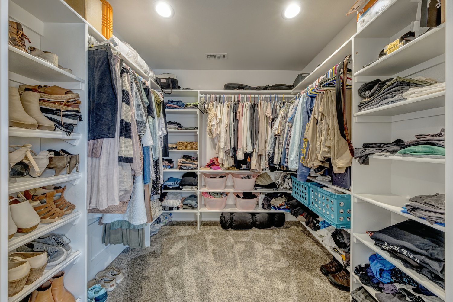 Ranchester, Wyoming, 82839, United States, 4 Bedrooms Bedrooms, ,3 BathroomsBathrooms,Residential,For Sale,1979887