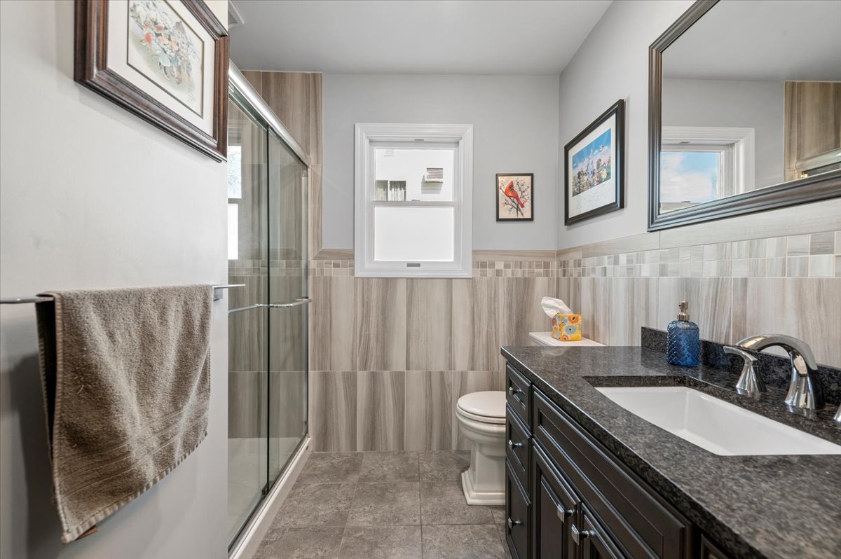 Bethpage, New York, 11714, United States, 3 Bedrooms Bedrooms, ,2 BathroomsBathrooms,Residential,For Sale,1916288
