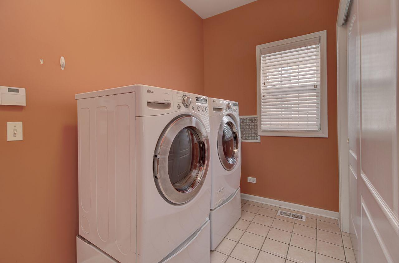 Plainfield, Illinois, 60585, United States, 4 Bedrooms Bedrooms, ,3 BathroomsBathrooms,Residential,For Sale,1729371
