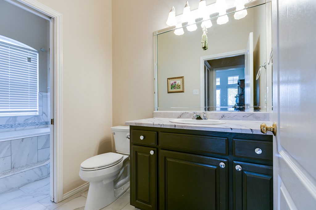 San Angelo, Texas, 76901, United States, 3 Bedrooms Bedrooms, ,3 BathroomsBathrooms,Residential,For Sale,1856673