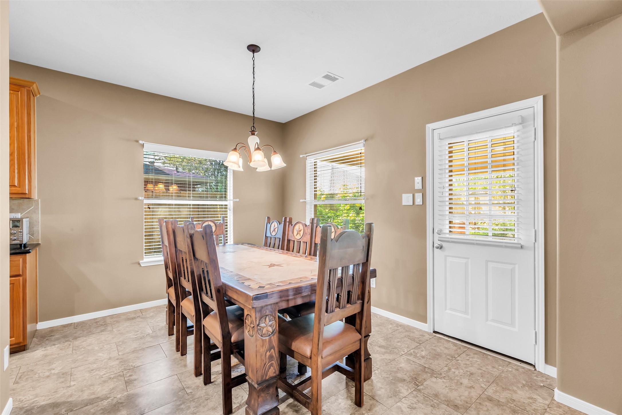 Deer Park, Texas, 77536, United States, 5 Bedrooms Bedrooms, ,4 BathroomsBathrooms,Residential,For Sale,1917288