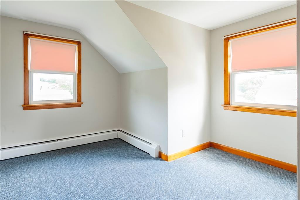 West Warwick, Rhode Island, 02893, United States, 6 Bedrooms Bedrooms, ,2 BathroomsBathrooms,Residential,For Sale,1973795