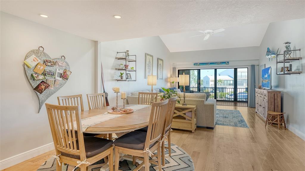 Cortez, Florida, 34215, United States, 3 Bedrooms Bedrooms, ,2 BathroomsBathrooms,Residential,For Sale,1736296