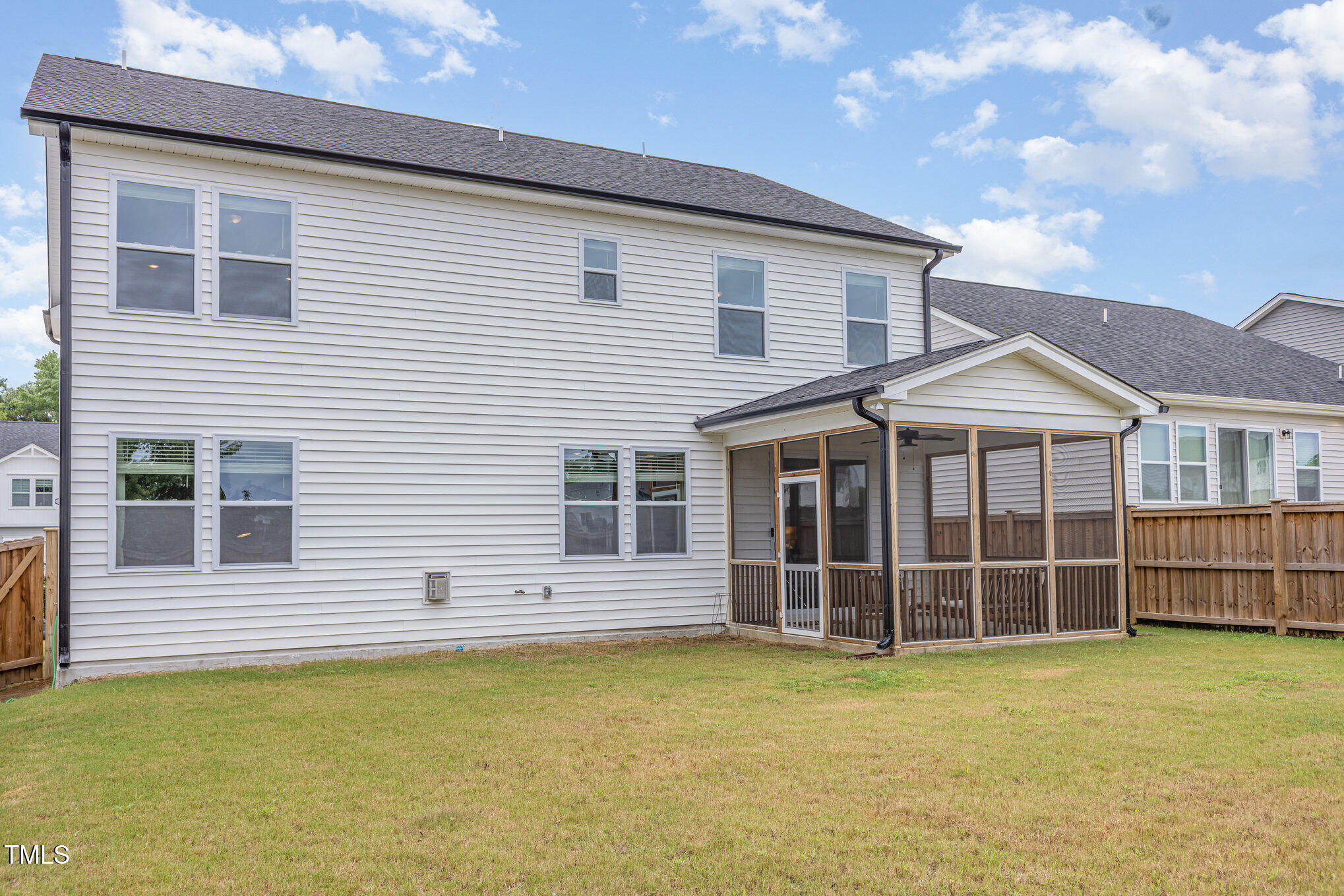 Holly Springs, North Carolina, 27540, United States, 3 Bedrooms Bedrooms, ,3 BathroomsBathrooms,Residential,For Sale,1912486
