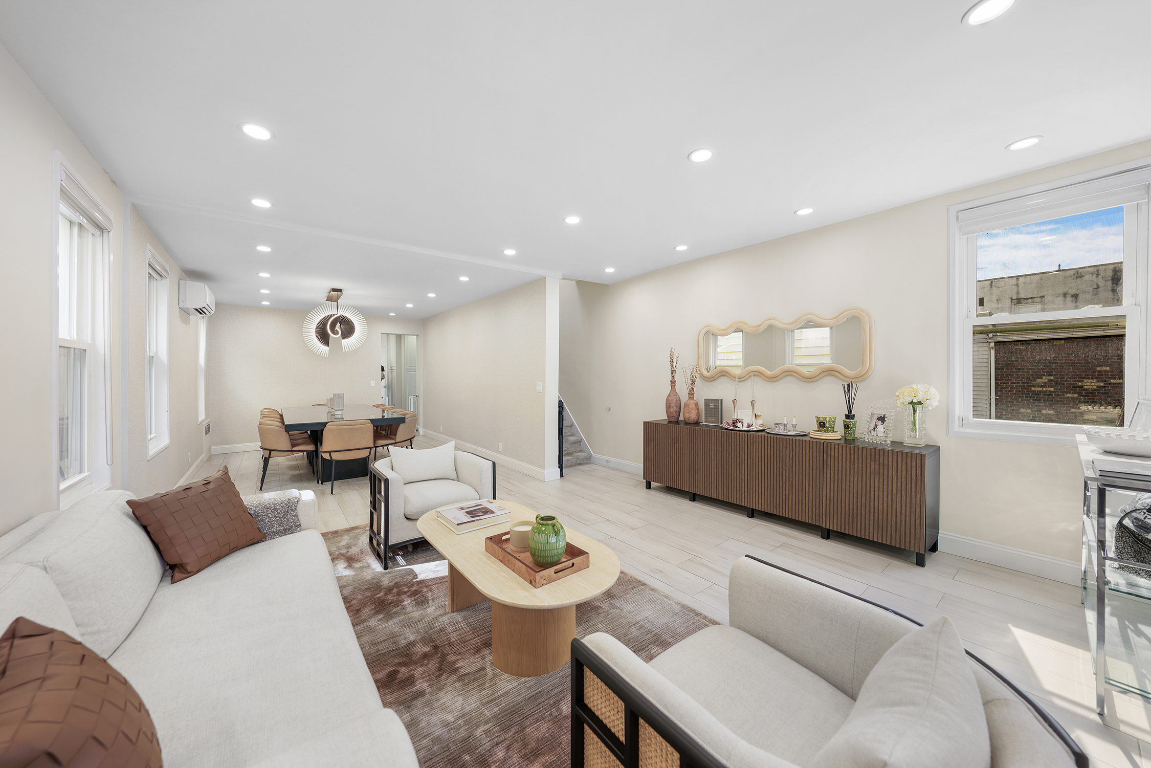 Brooklyn, New York, 11230, United States, 4 Bedrooms Bedrooms, ,4 BathroomsBathrooms,Residential,For Sale,1981094