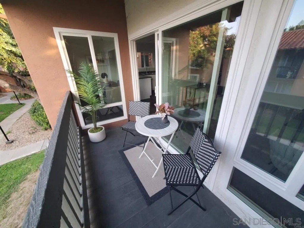 San Diego, California, 92127, United States, 2 Bedrooms Bedrooms, ,2 BathroomsBathrooms,Residential,For Sale,1938537