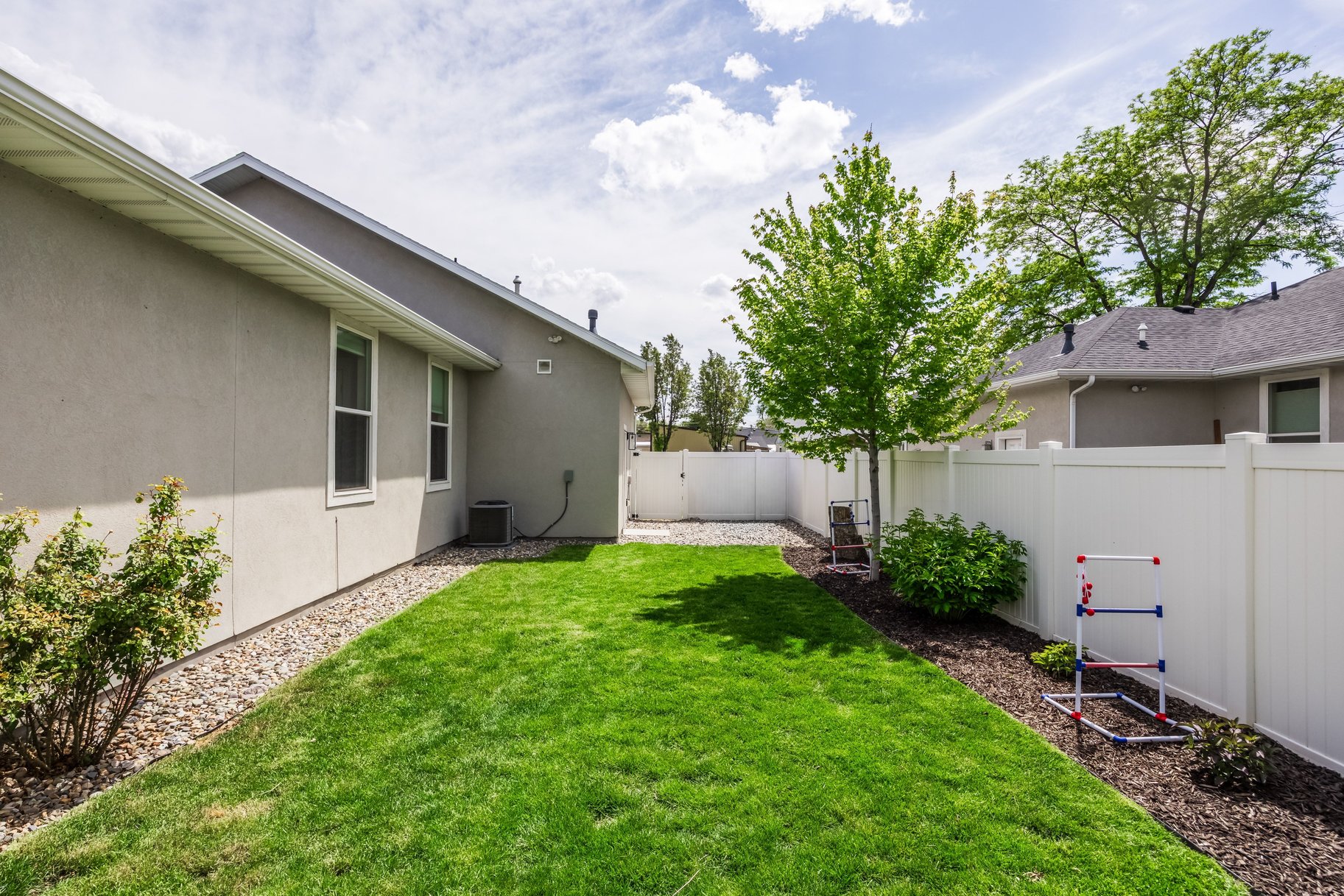  Newer Single-Level Home with Primary Suite & Stunning Backyard Retreat - 物件實景