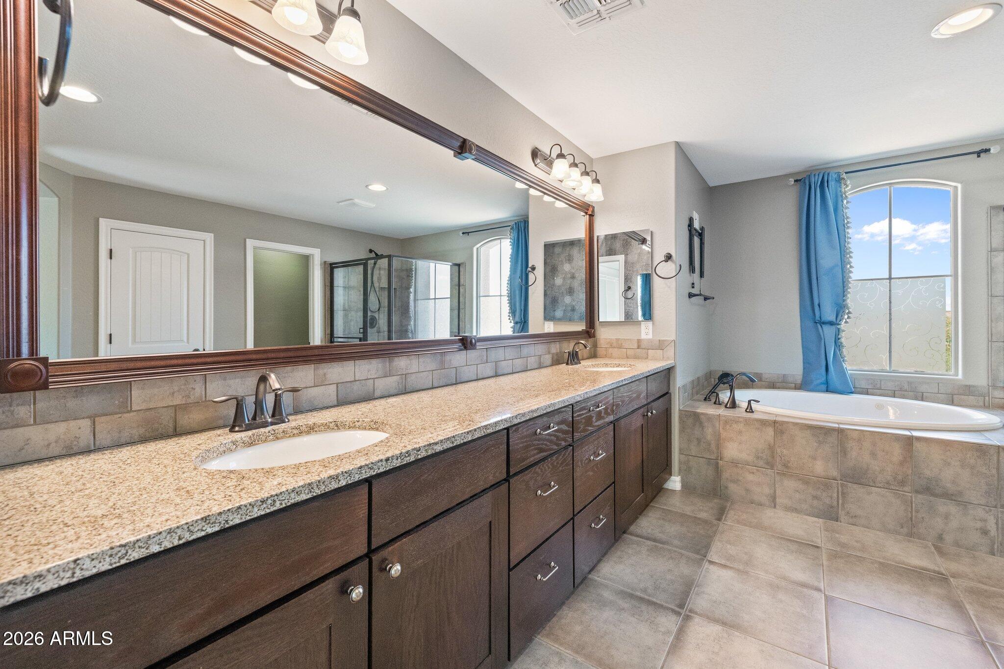  4523 S Gold Court  Chandler, AZ - 物件實景