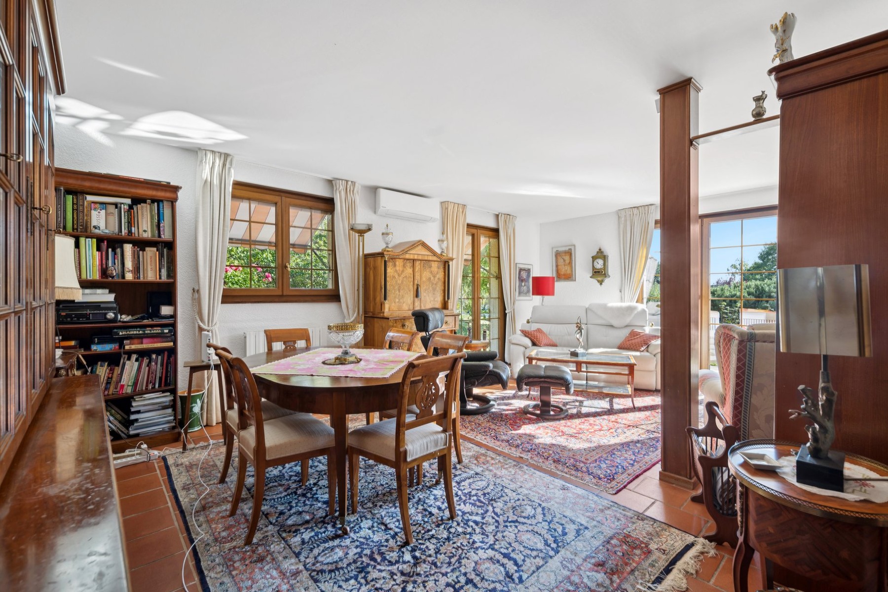  6-room family home on a spacious lot - 物件實景