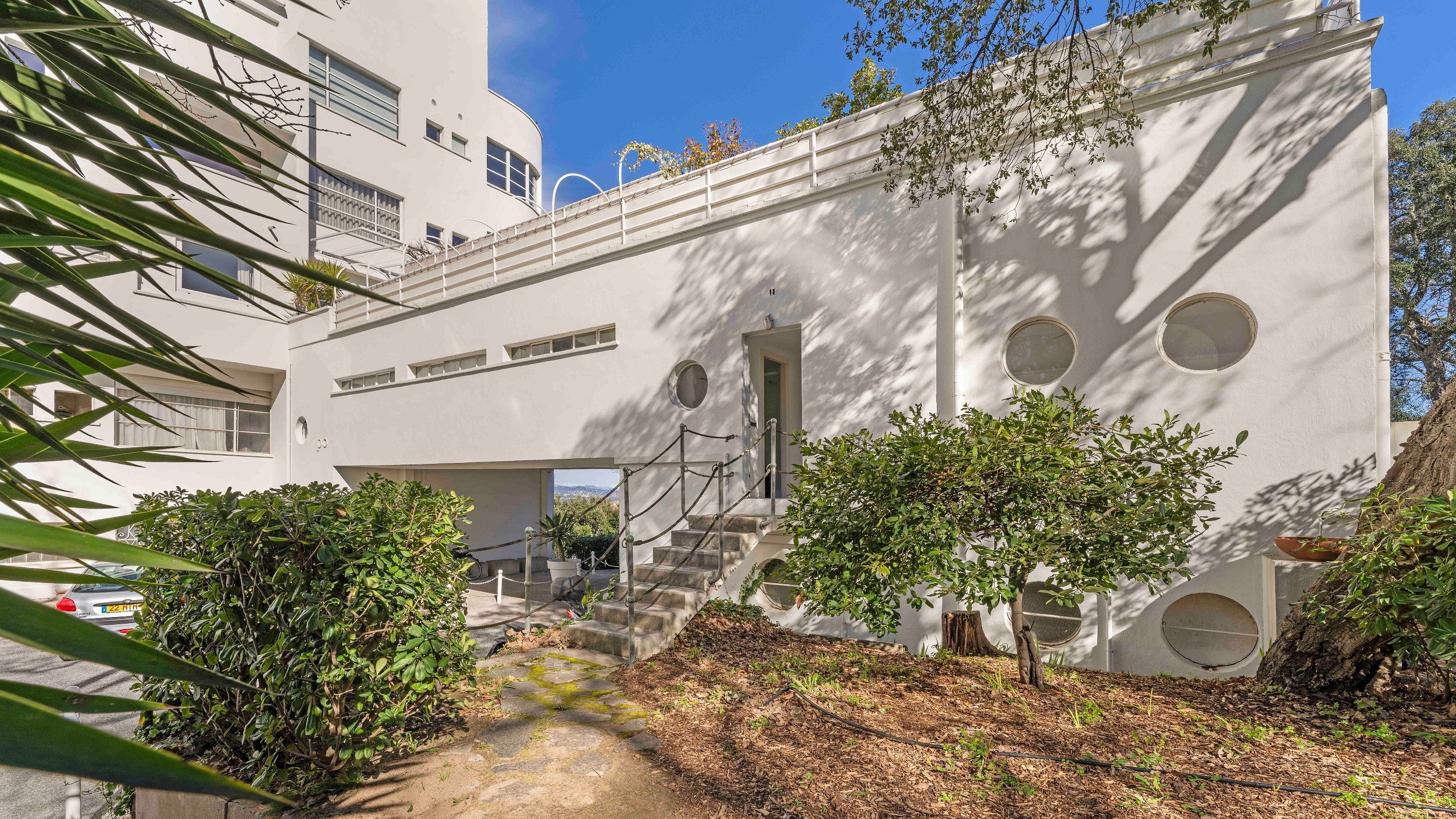  Palais Latitude 43, rare apartment for sale in Saint-Tropez with terrace and pa… - 物件實景