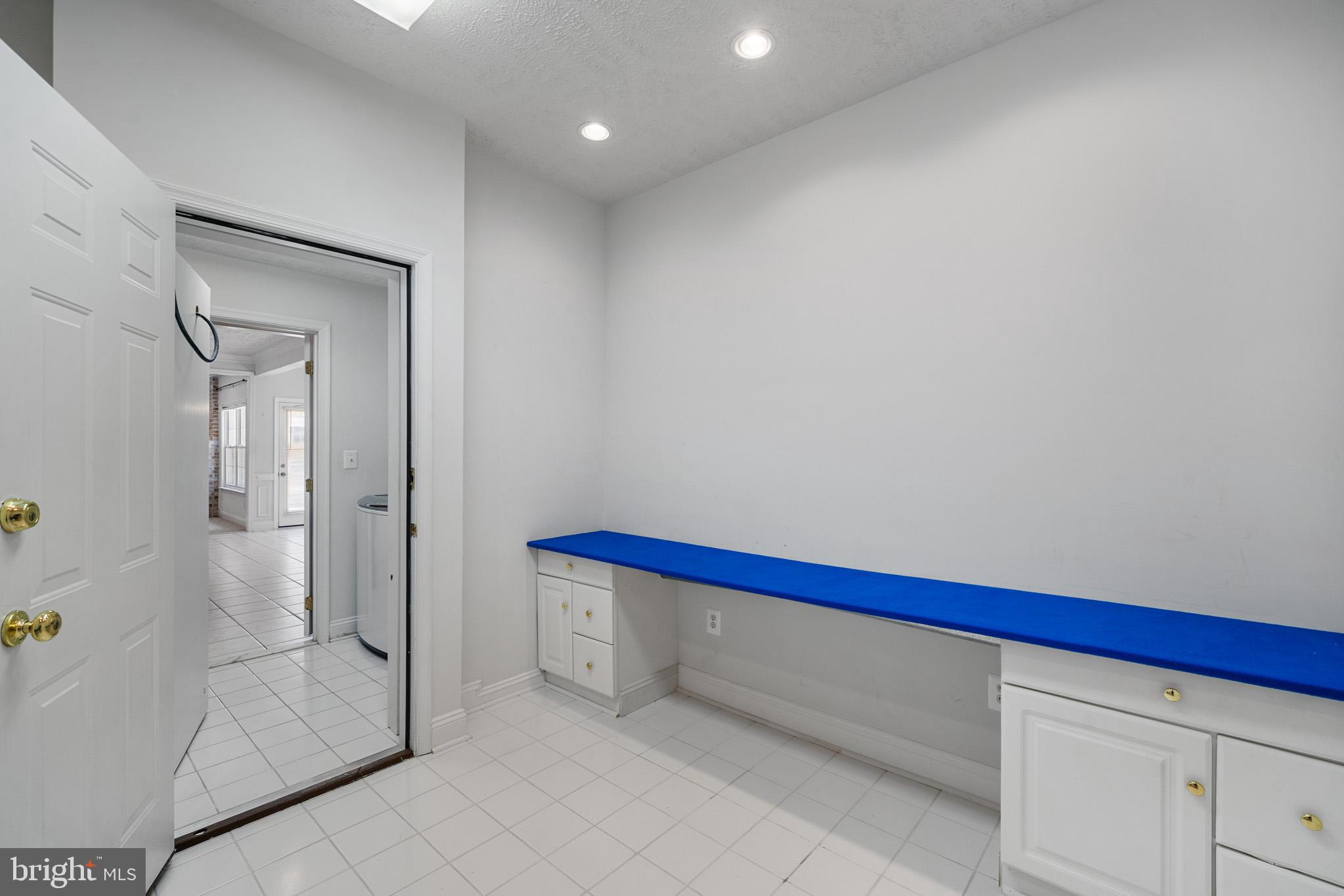 Issue, Maryland, 20645, United States, 5 Bedrooms Bedrooms, ,5 BathroomsBathrooms,Residential,For Sale,2010960