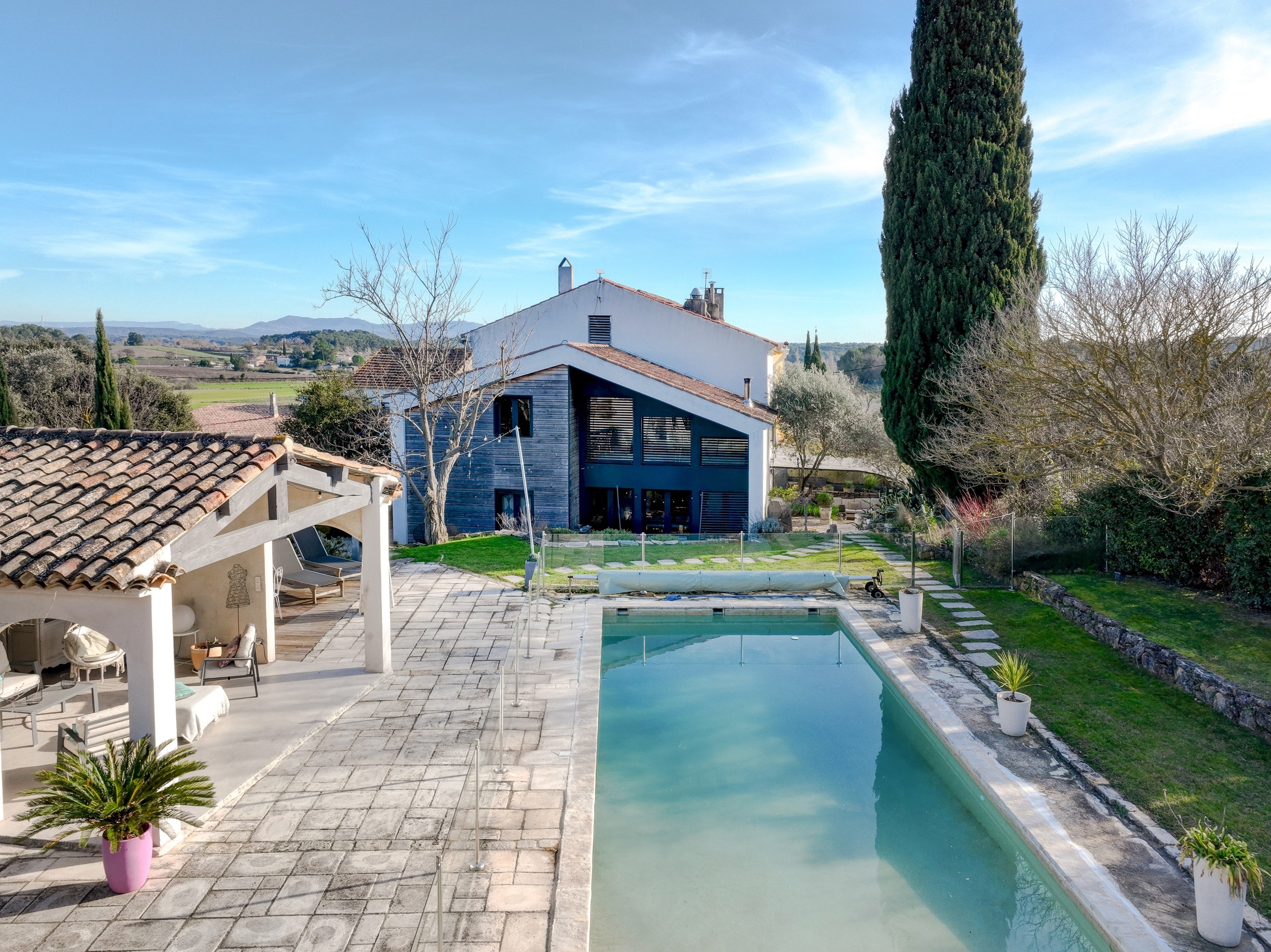  Property combining character, volumes and quality of life - 物件實景