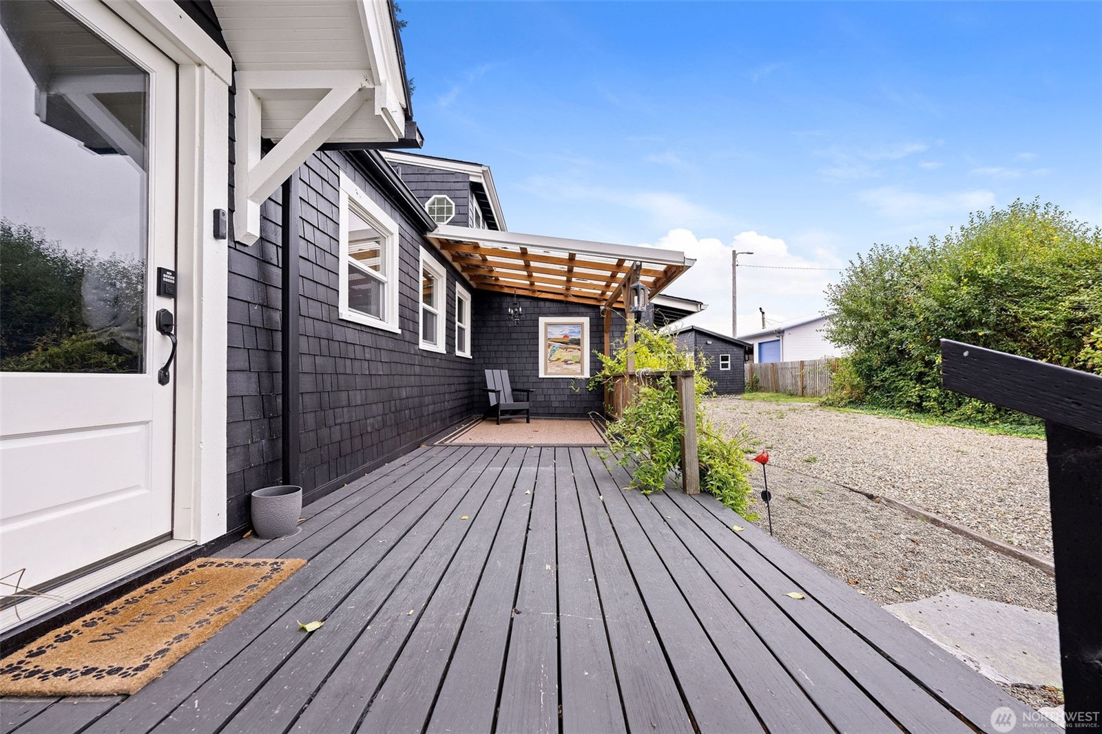 Seaview, Washington, 98641, United States, 2 Bedrooms Bedrooms, ,1 BathroomBathrooms,Residential,For Sale,1982680