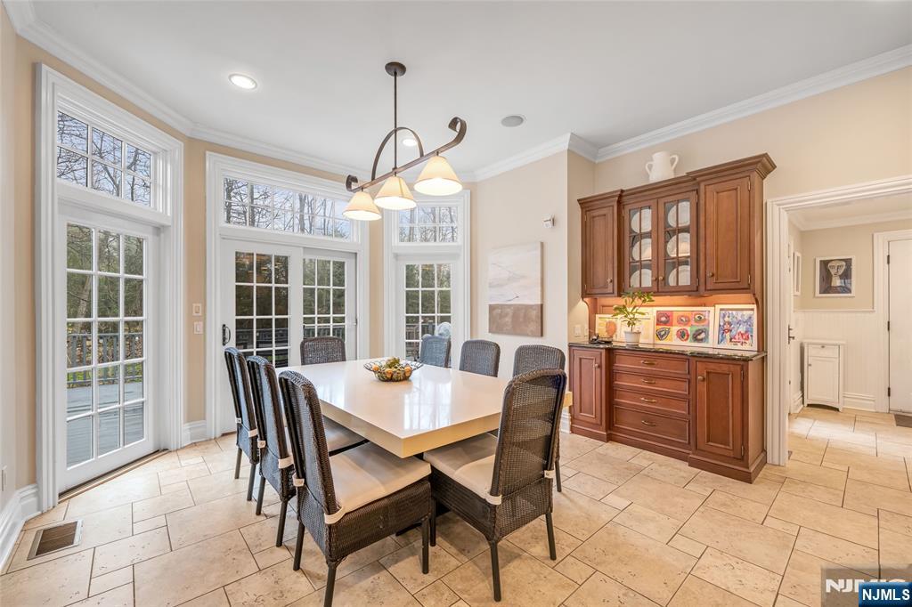 Tenafly, New Jersey, 07670, United States, 6 Bedrooms Bedrooms, ,5 BathroomsBathrooms,Residential,For Sale,1743574