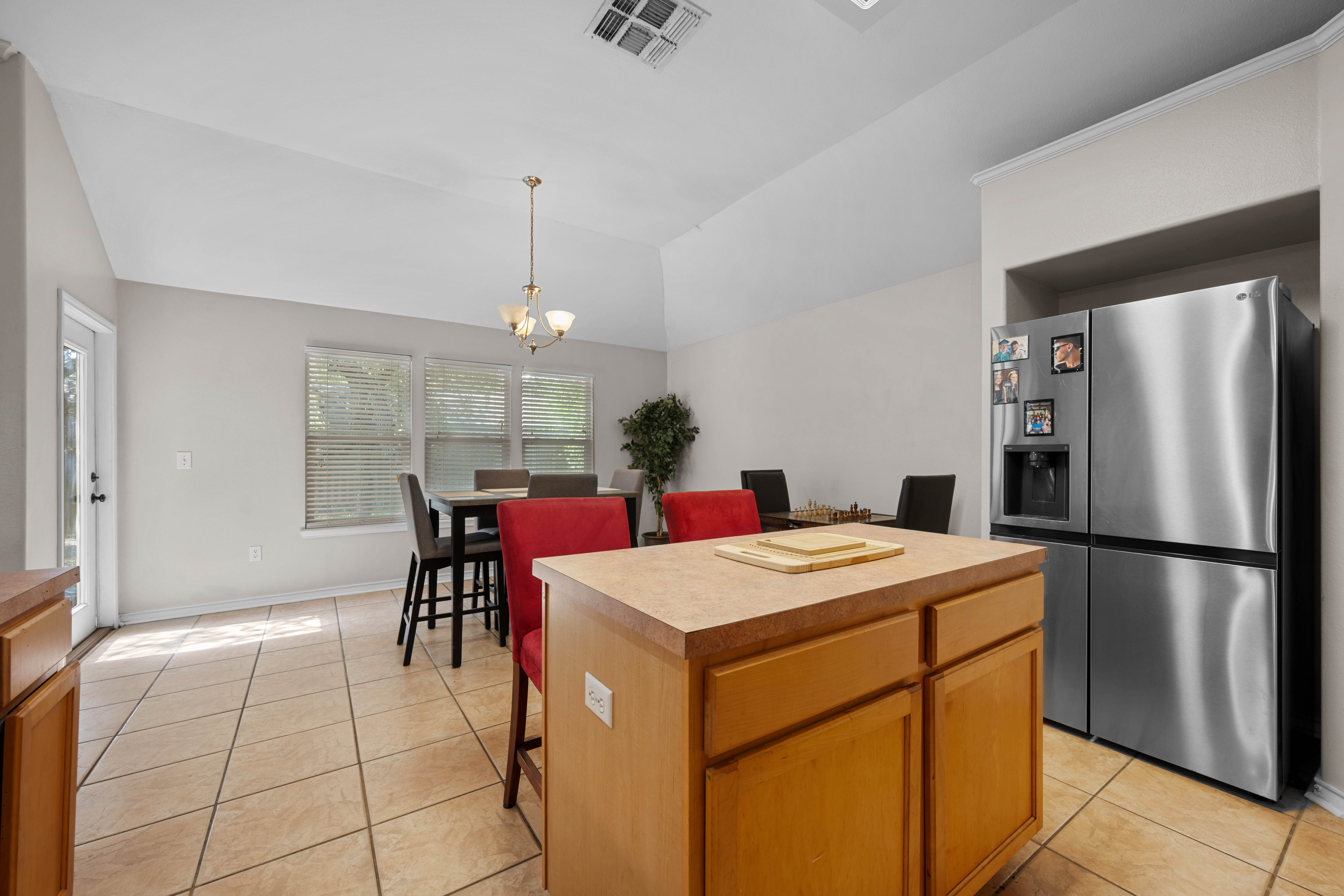  Spacious Home in Whistlers Cove - 物件實景
