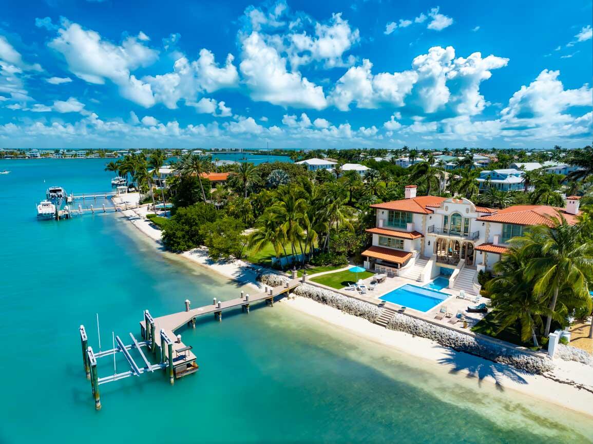 KEY COLONY, Florida, 33051, United States, 4 Bedrooms Bedrooms, ,5 BathroomsBathrooms,Residential,For Sale,1993100