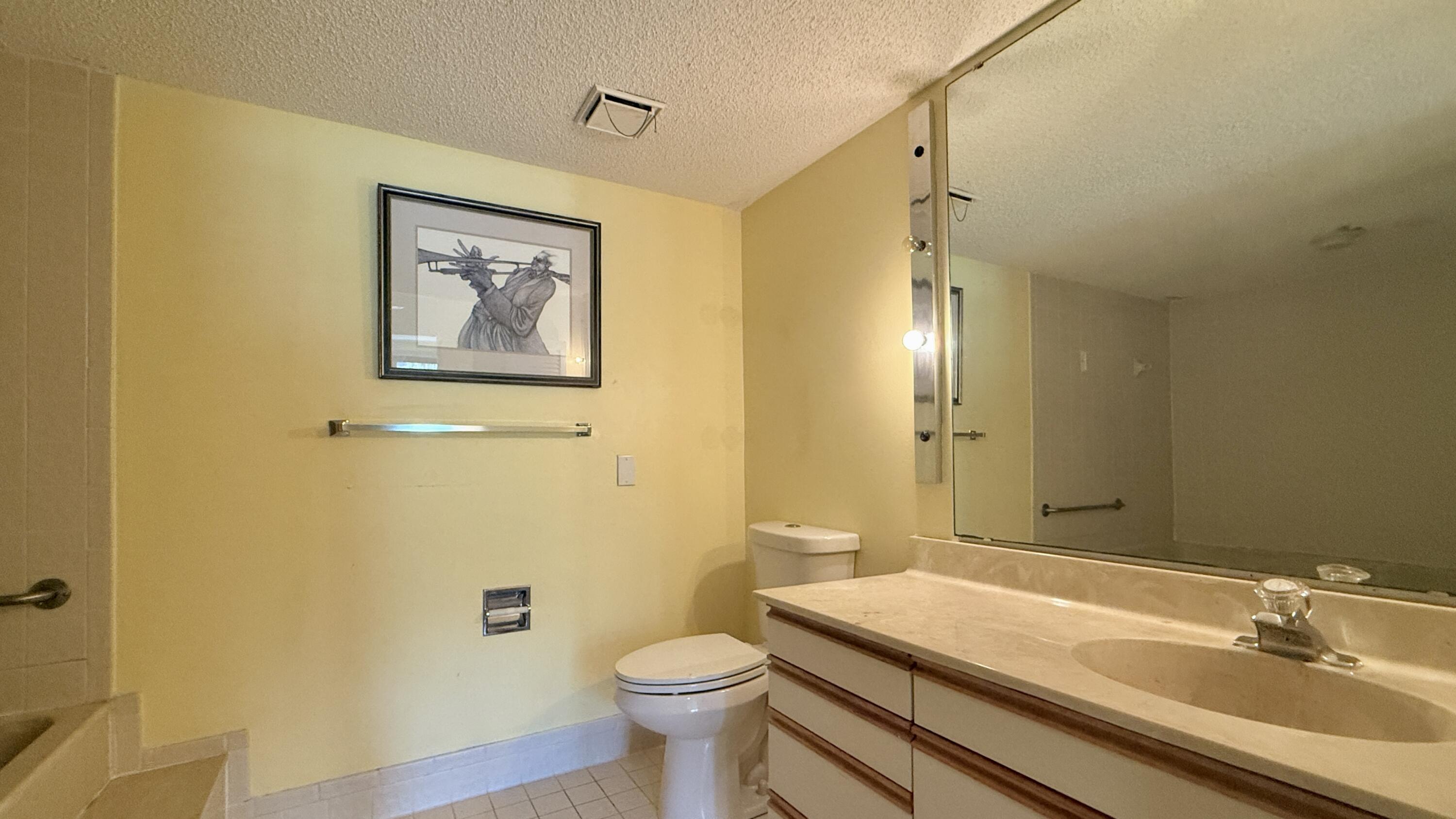 KEY WEST, Florida, 33040, United States, 2 Bedrooms Bedrooms, ,2 BathroomsBathrooms,Residential,For Sale,1751246