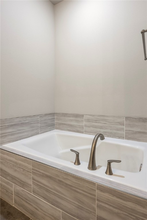 Fayetteville, Arkansas, 72704, United States, 3 Bedrooms Bedrooms, ,3 BathroomsBathrooms,Residential,For Sale,1901346