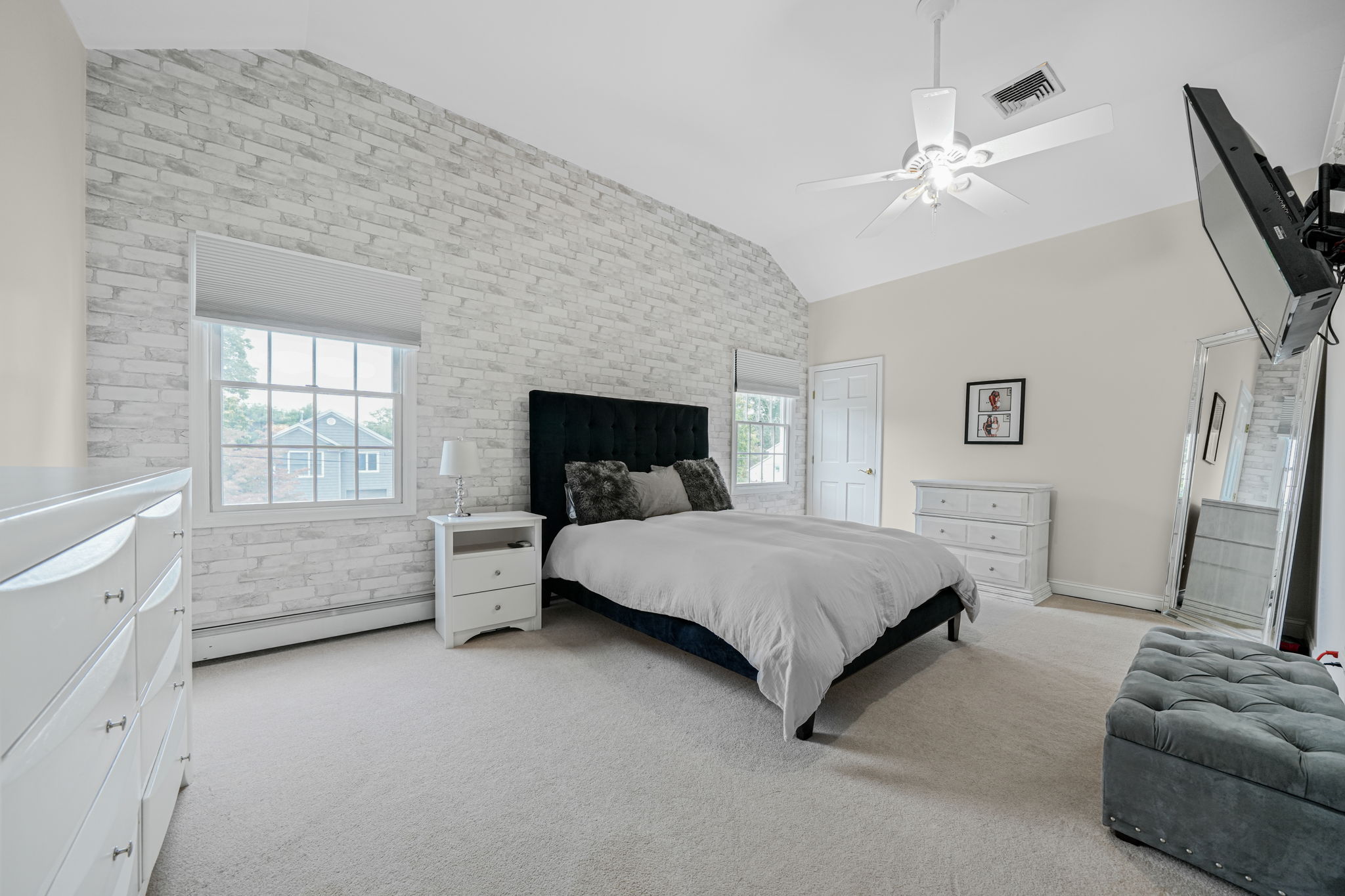 Montville, New Jersey, 07045, United States, 4 Bedrooms Bedrooms, ,3 BathroomsBathrooms,Residential,For Sale,1978325